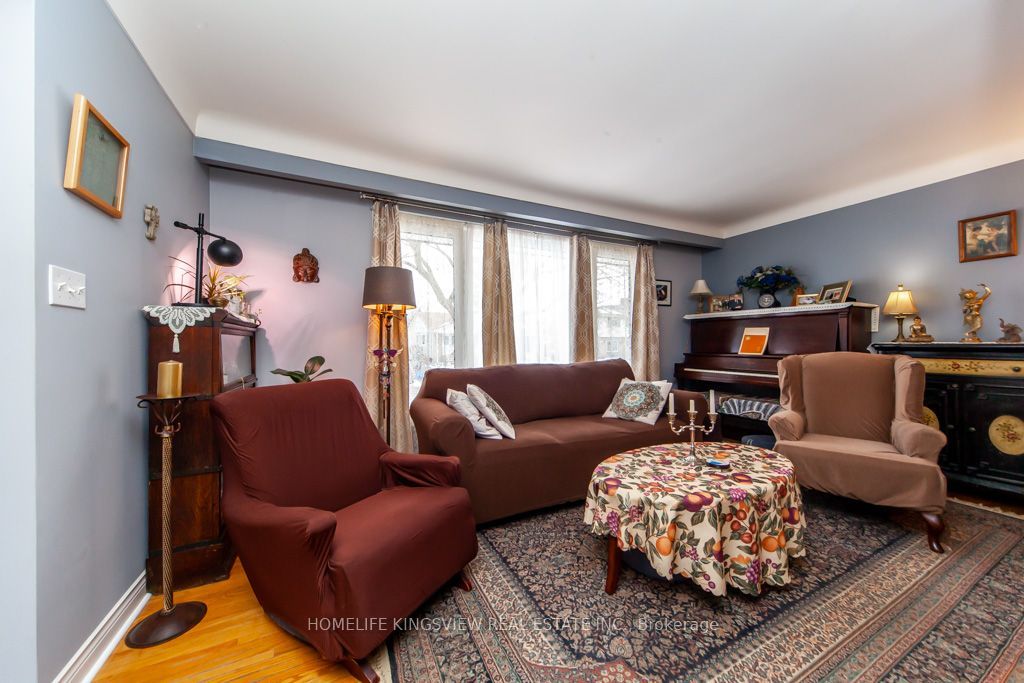 37 Allan Drive Property Photo 9