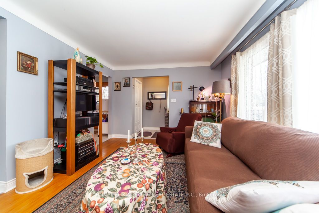 37 Allan Drive Property Photo 10