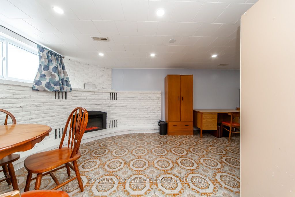 37 Allan Drive Property Photo 27