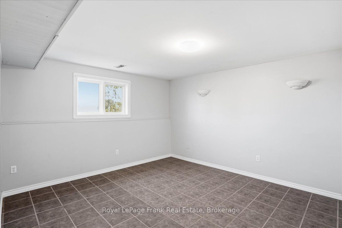 1400 Casey Road Property Photo 33