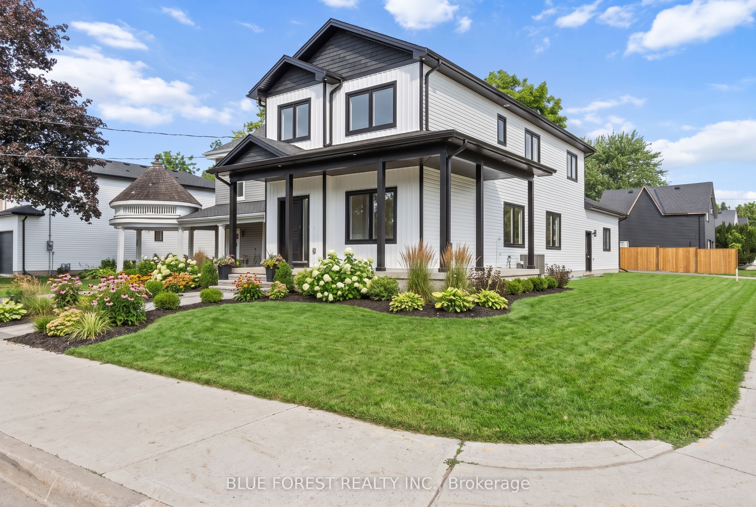 198 Mcrae Street Property Photo 1