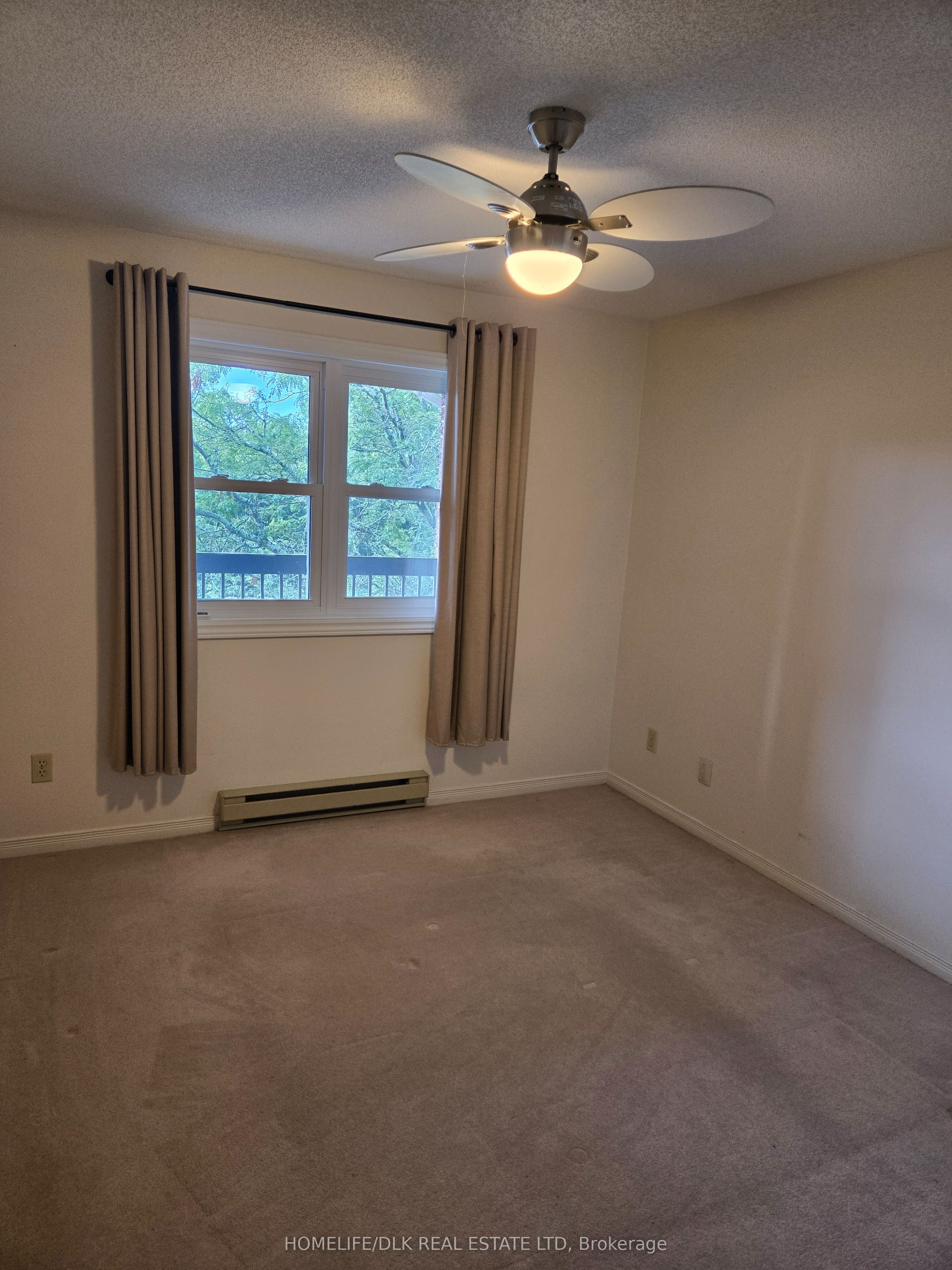 21 Liston Avenue 404 Property Photo 5