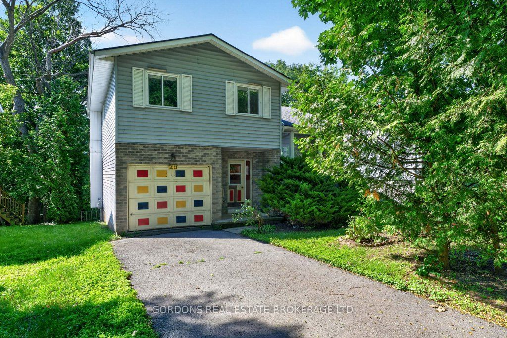 30 Limeridge Drive Property Photo 1