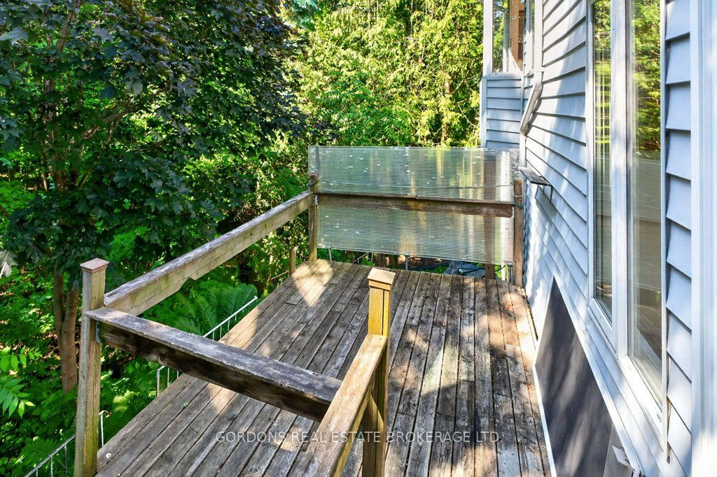 30 Limeridge Drive Property Photo 4