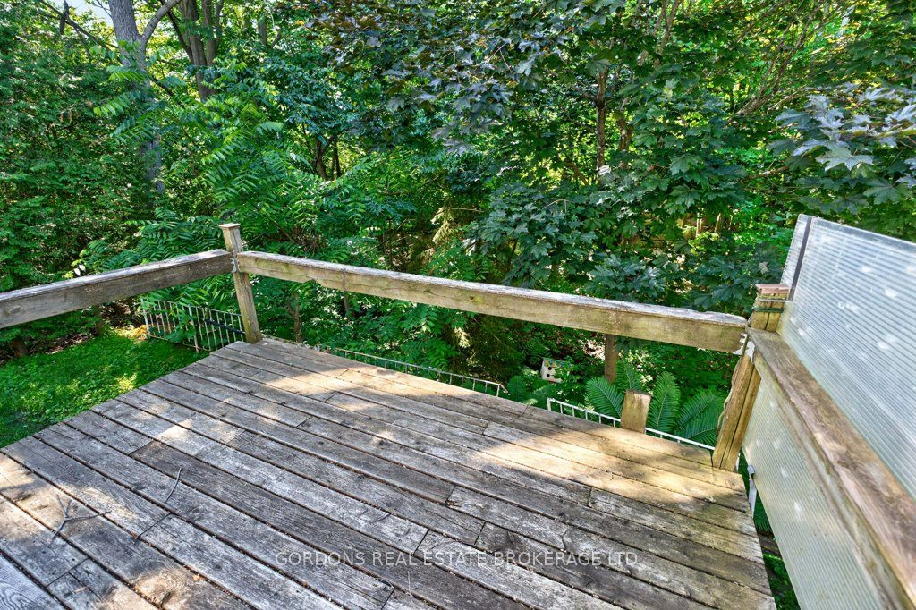 30 Limeridge Drive Property Photo 5