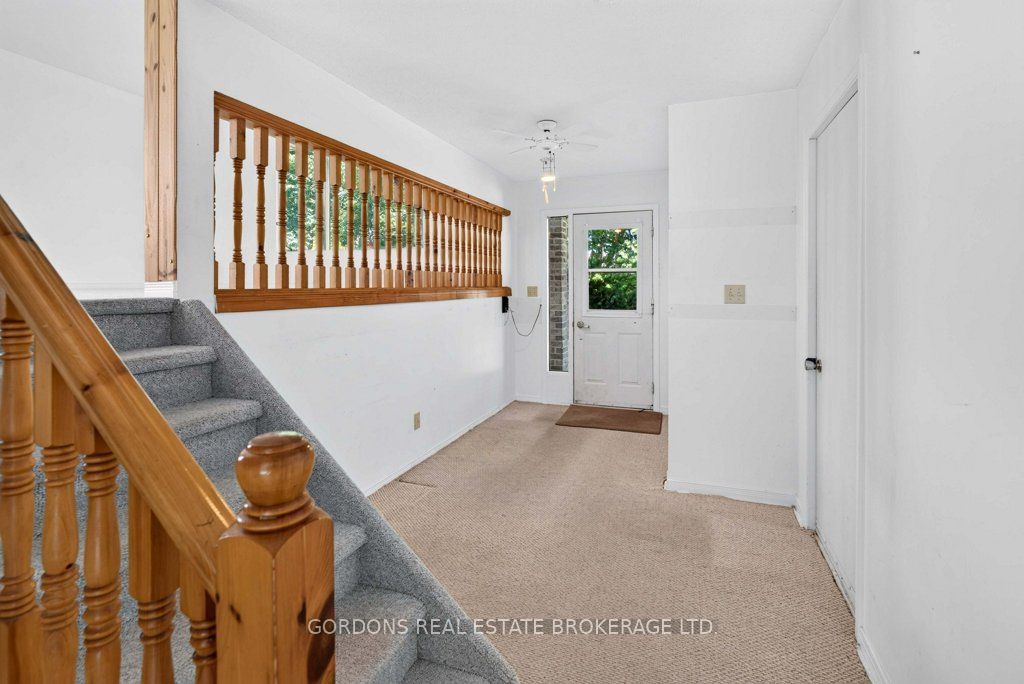 30 Limeridge Drive Property Photo 7