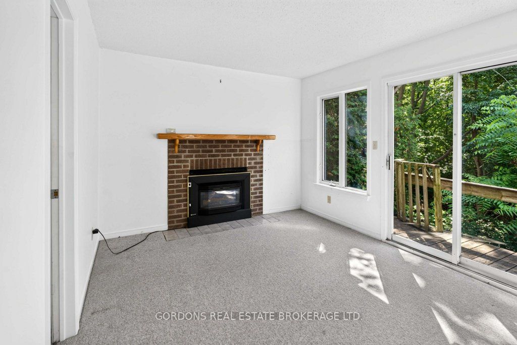 30 Limeridge Drive Property Photo 9