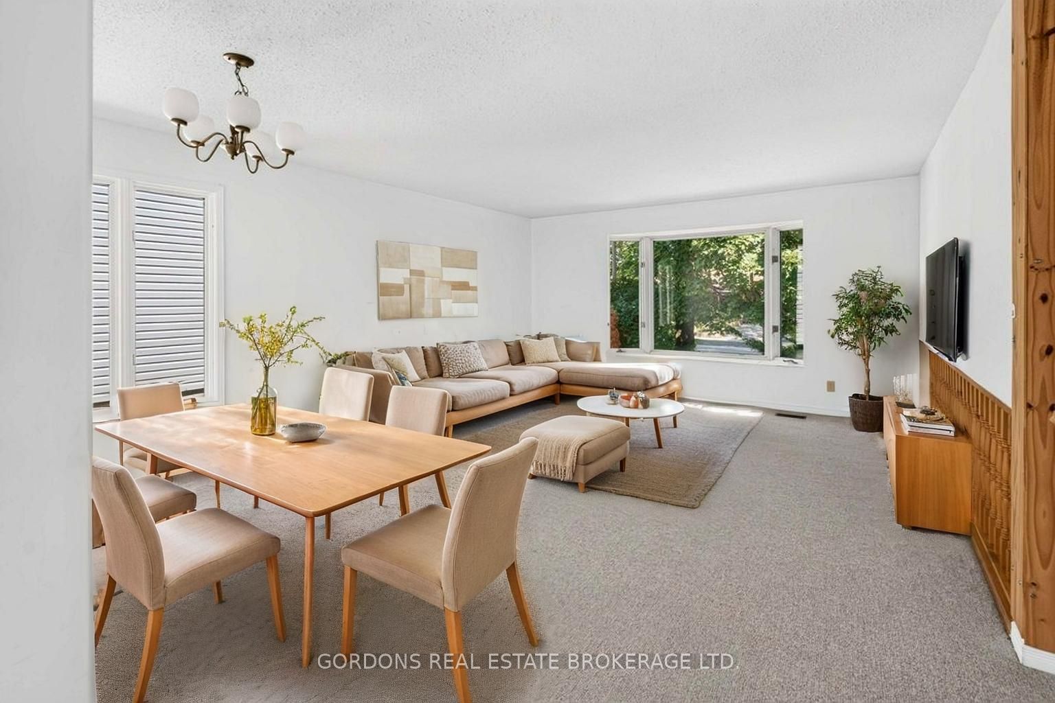 30 Limeridge Drive Property Photo 13