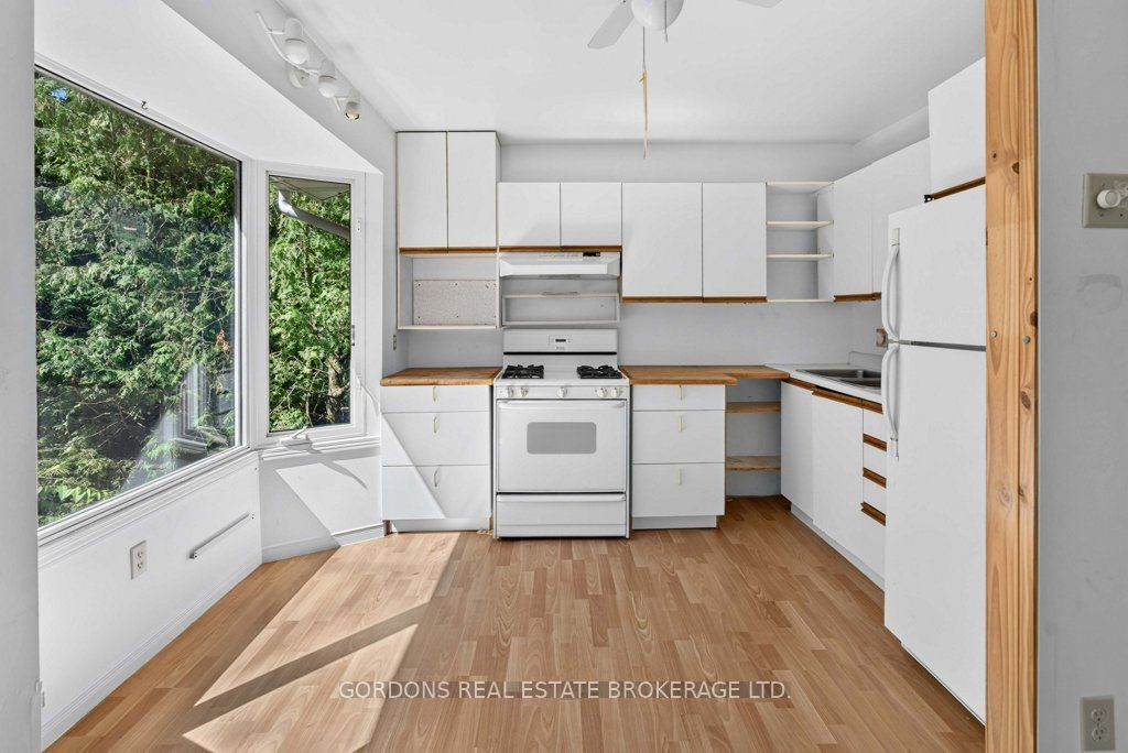 30 Limeridge Drive Property Photo 16