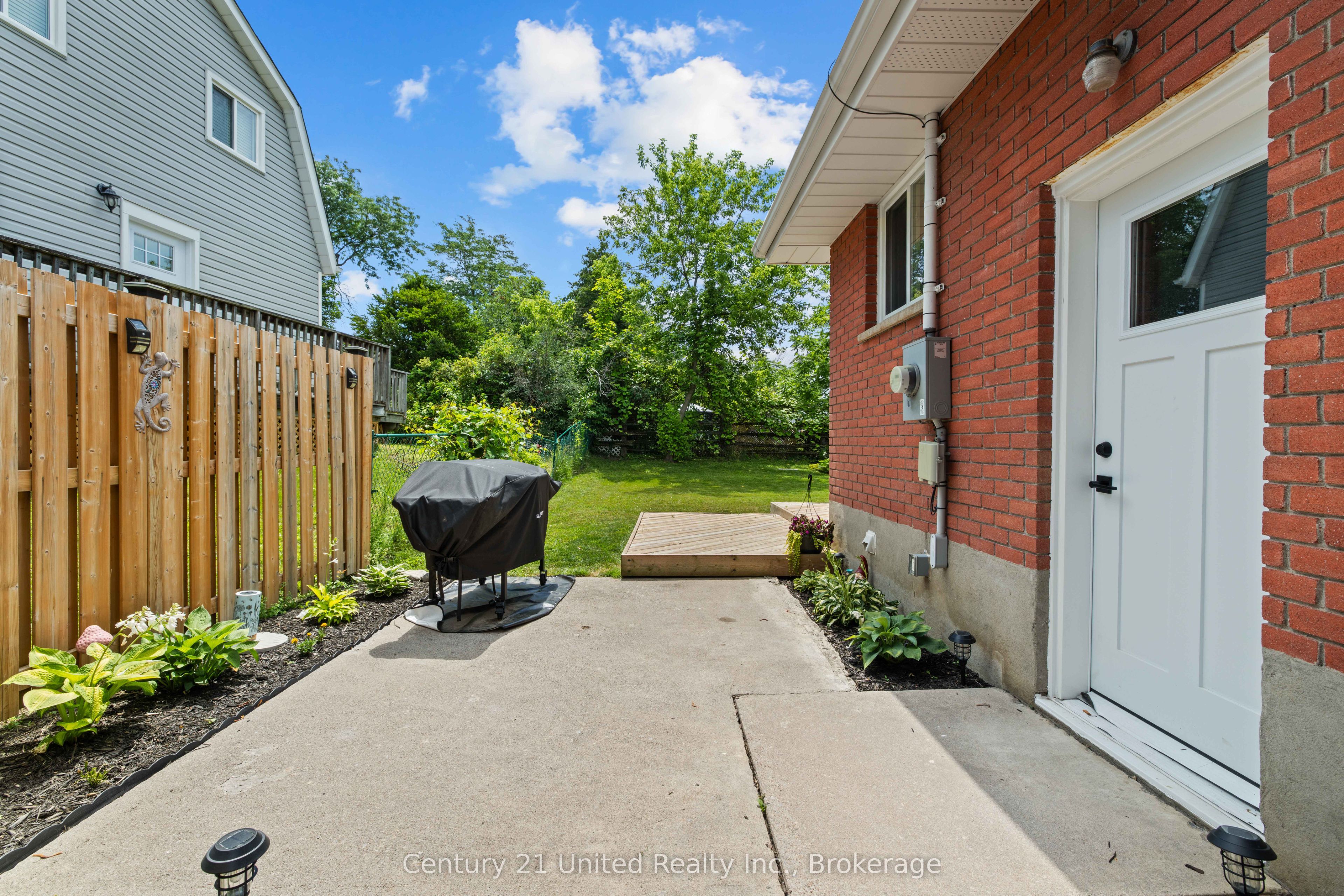 107 Strickland Street Property Photo 19