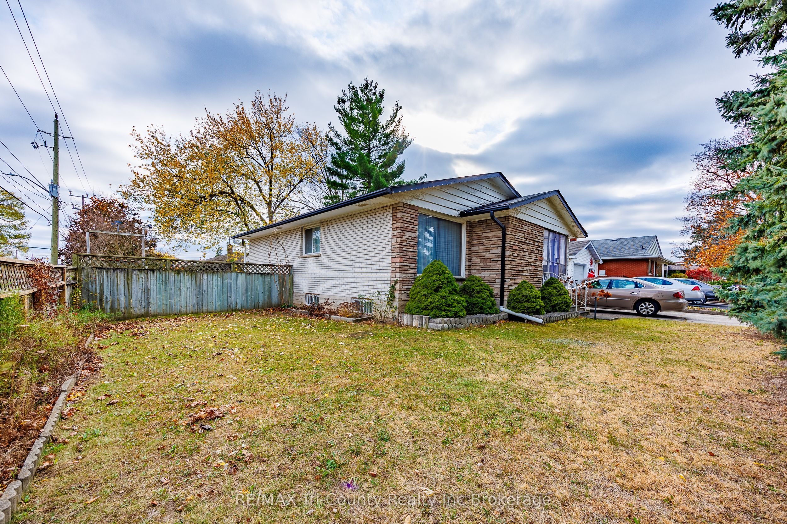 1393 Thorman Drive Property Photo 2