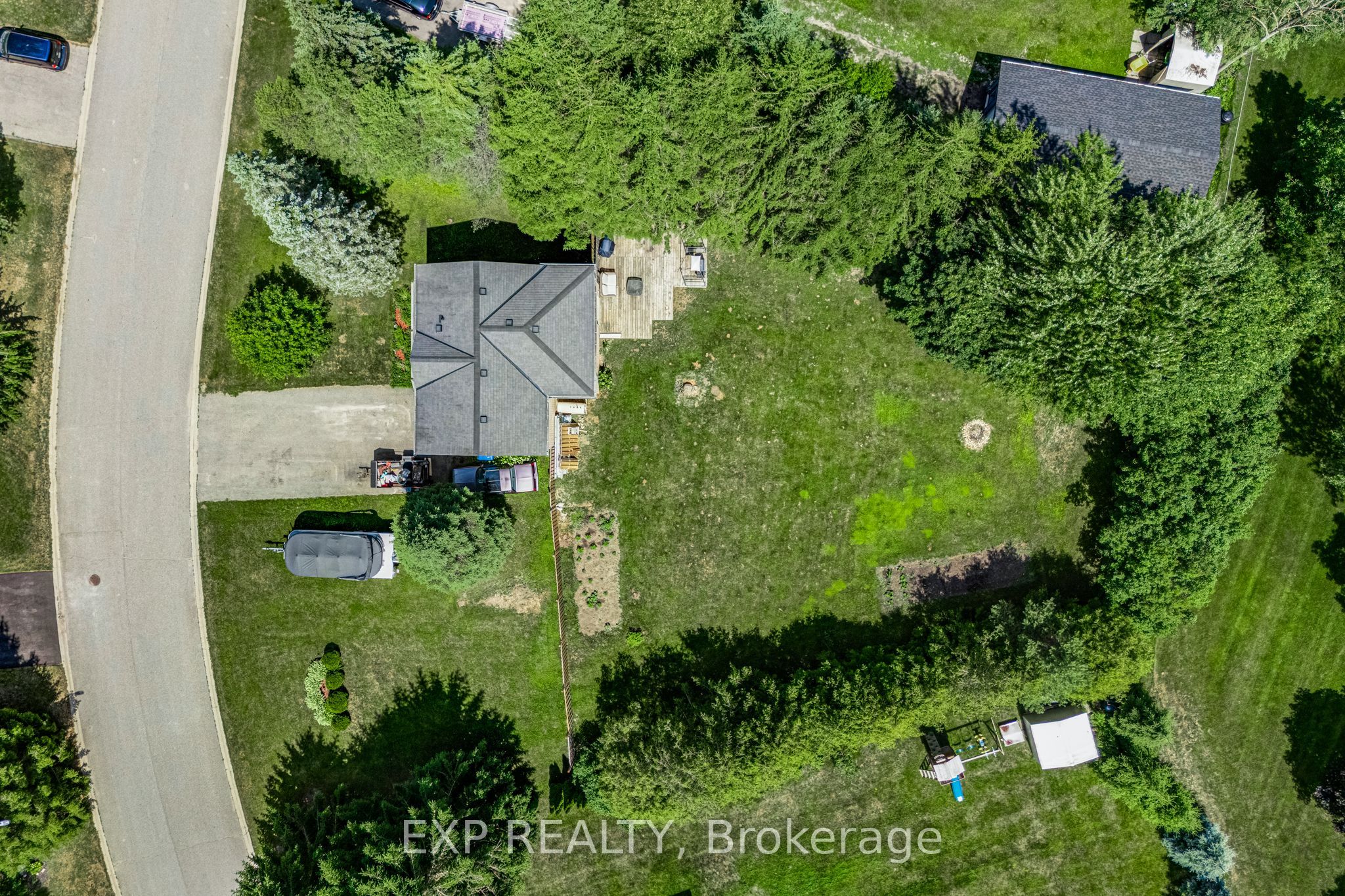 14 Russell Hill Road Property Photo 38