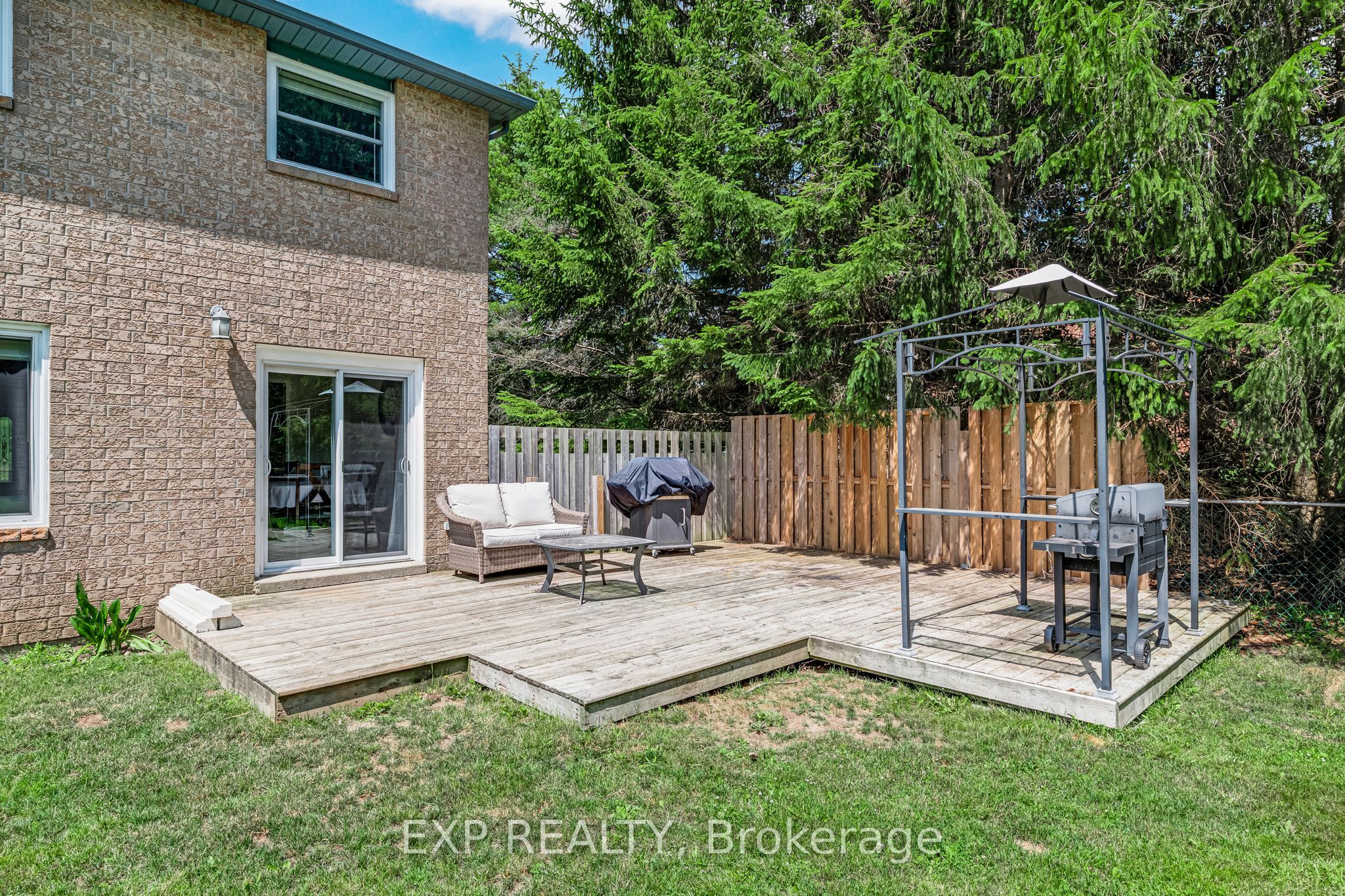 14 Russell Hill Road Property Photo 42