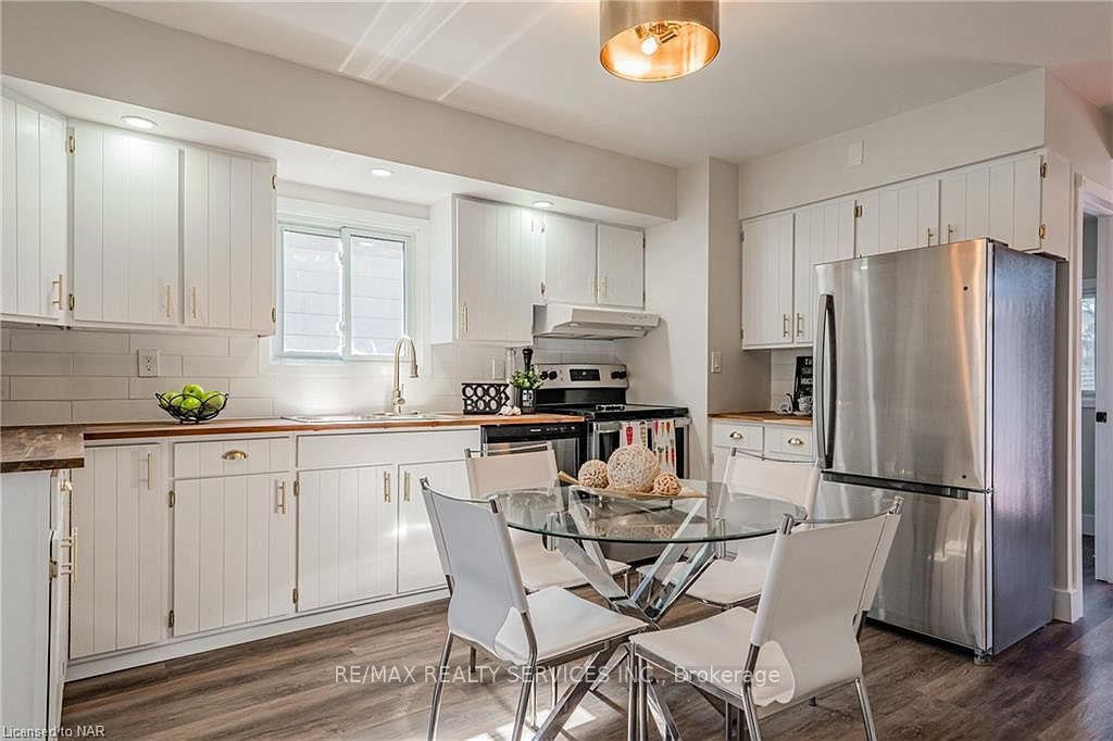 57 Margery Road Property Photo 6
