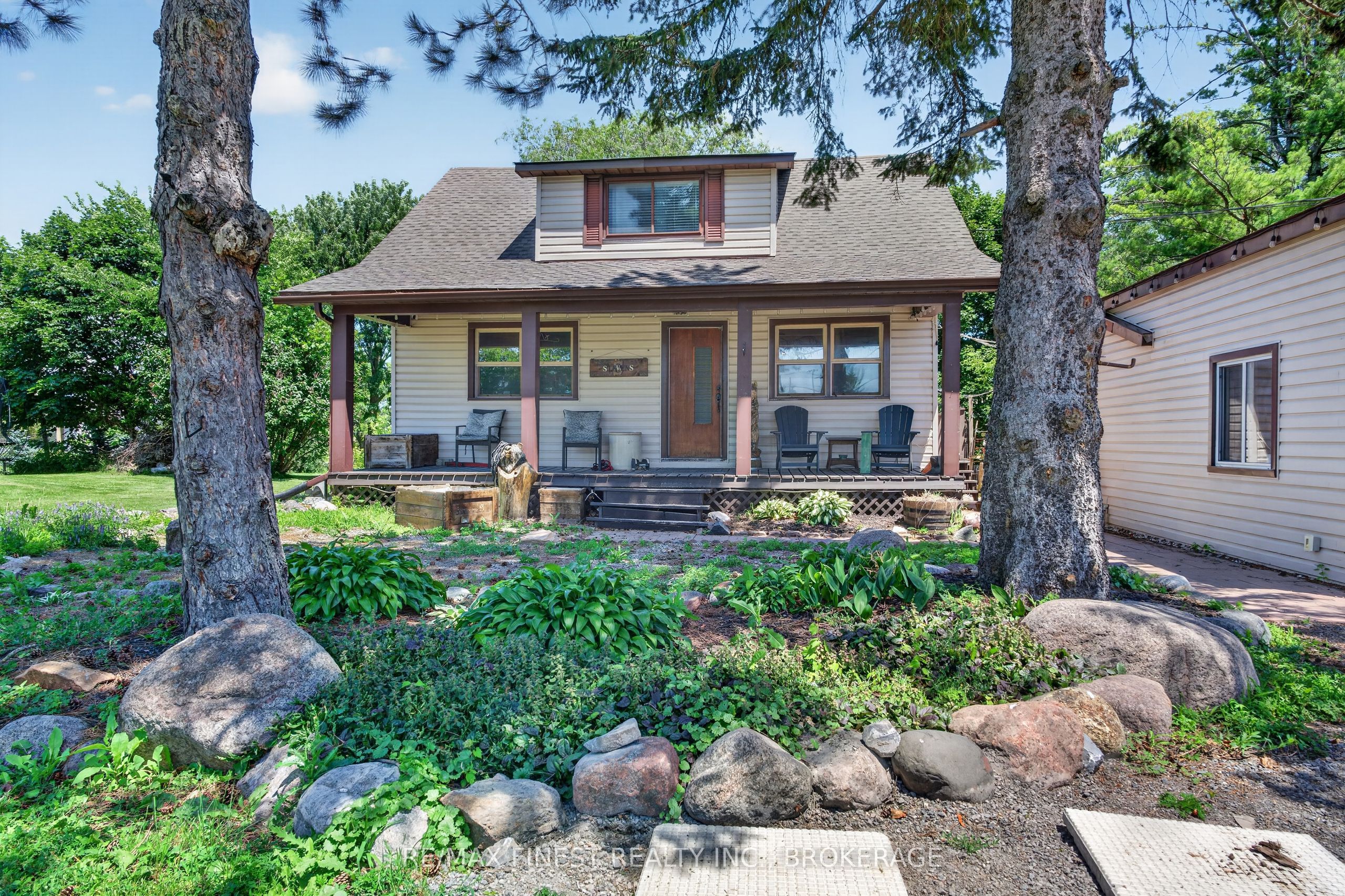 2270 Mcivor Road Property Photo 4