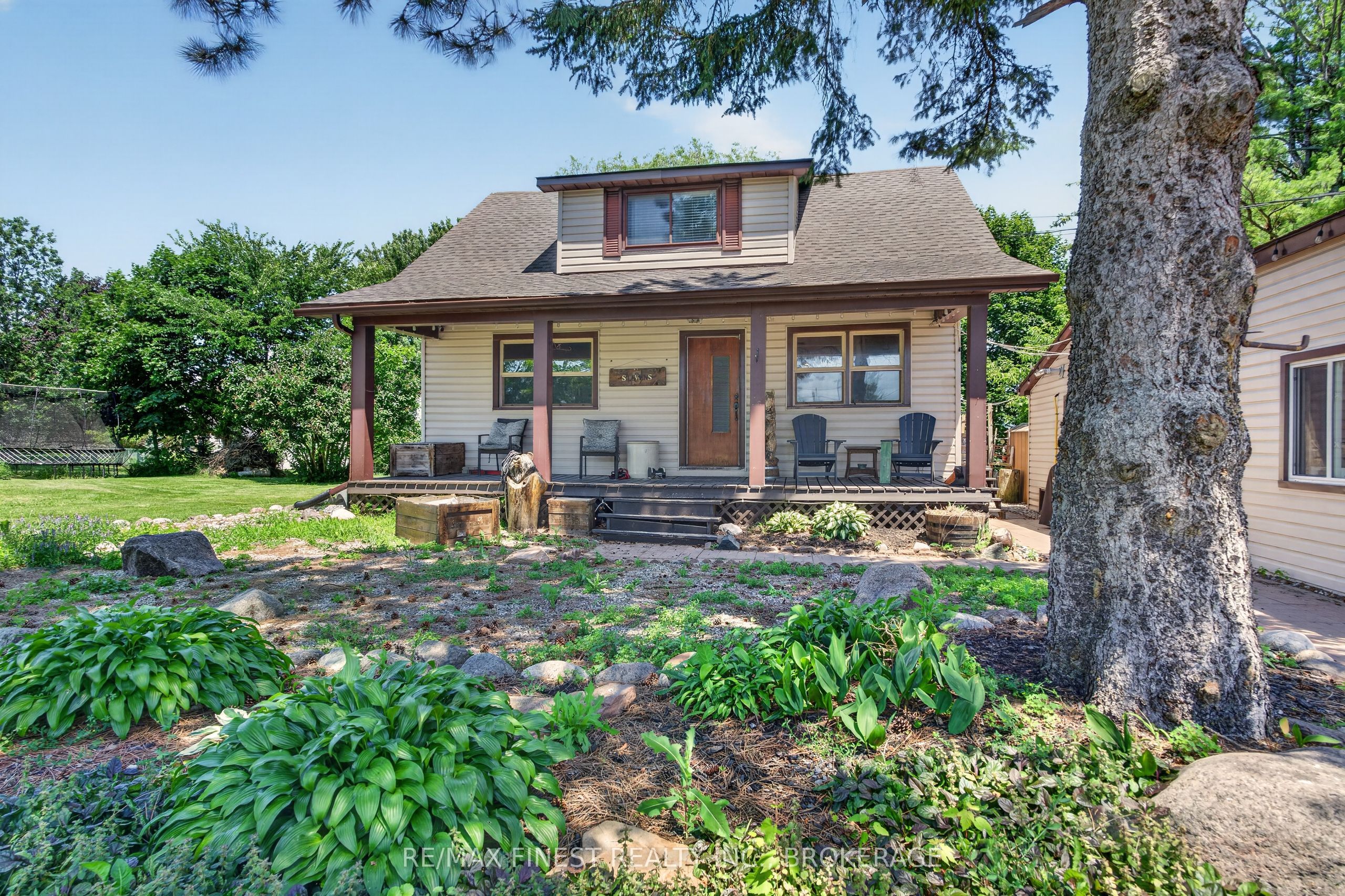 2270 Mcivor Road Property Photo 6