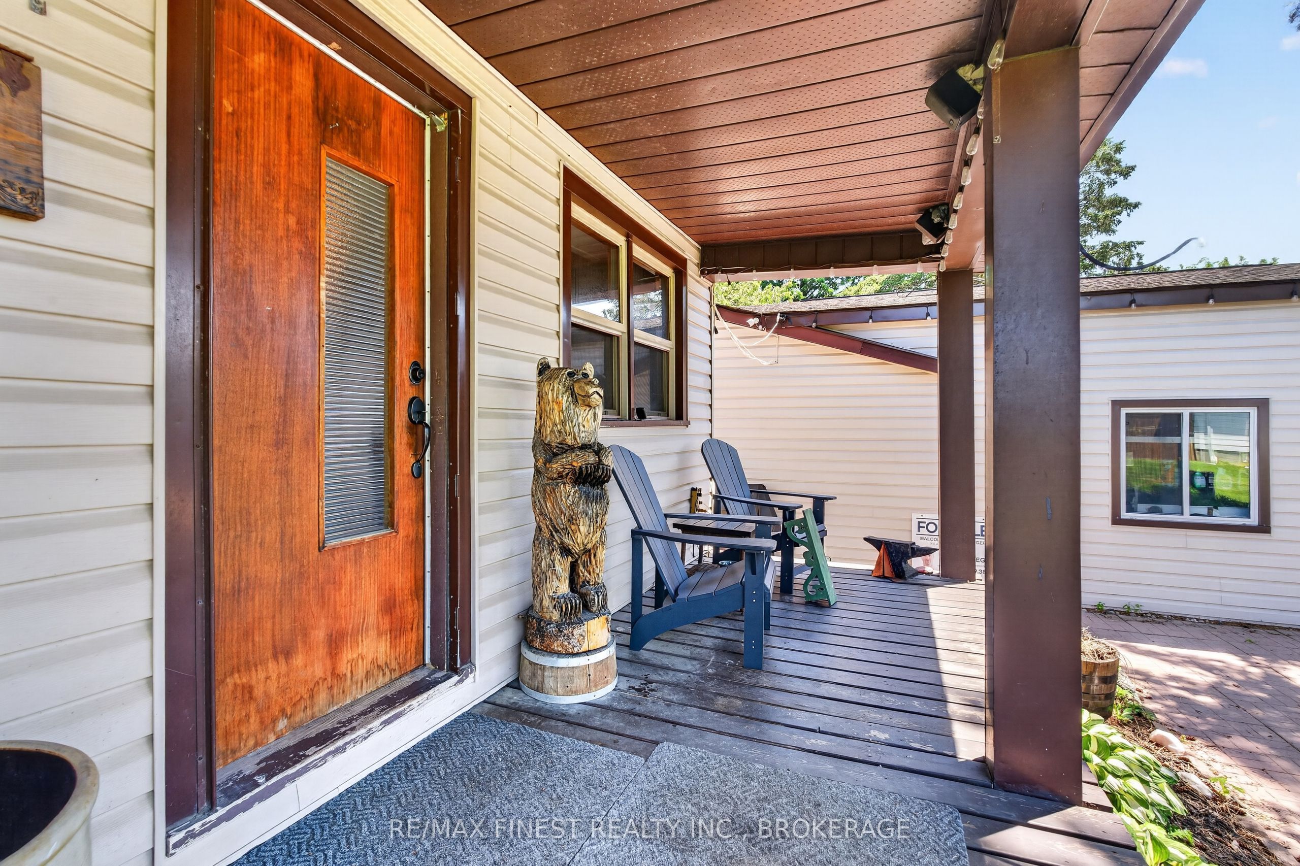 2270 Mcivor Road Property Photo 7