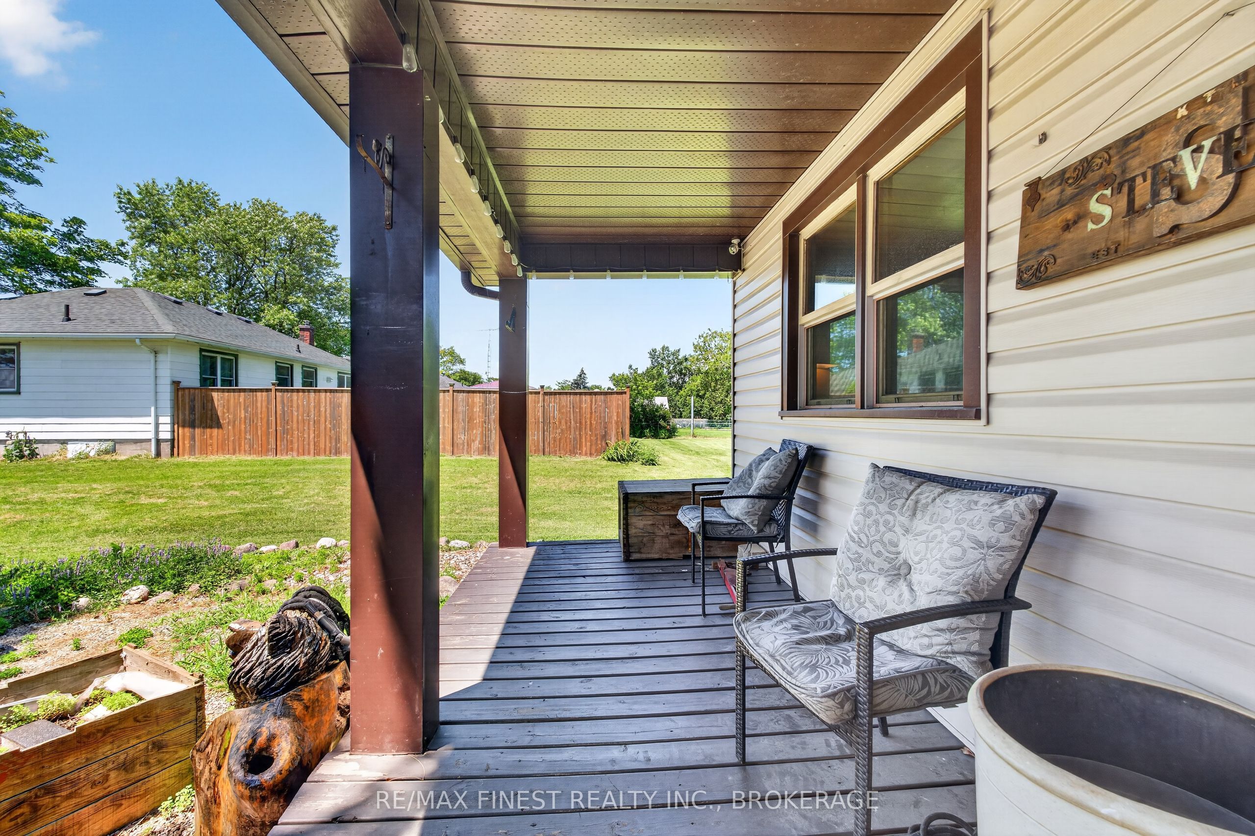 2270 Mcivor Road Property Photo 8