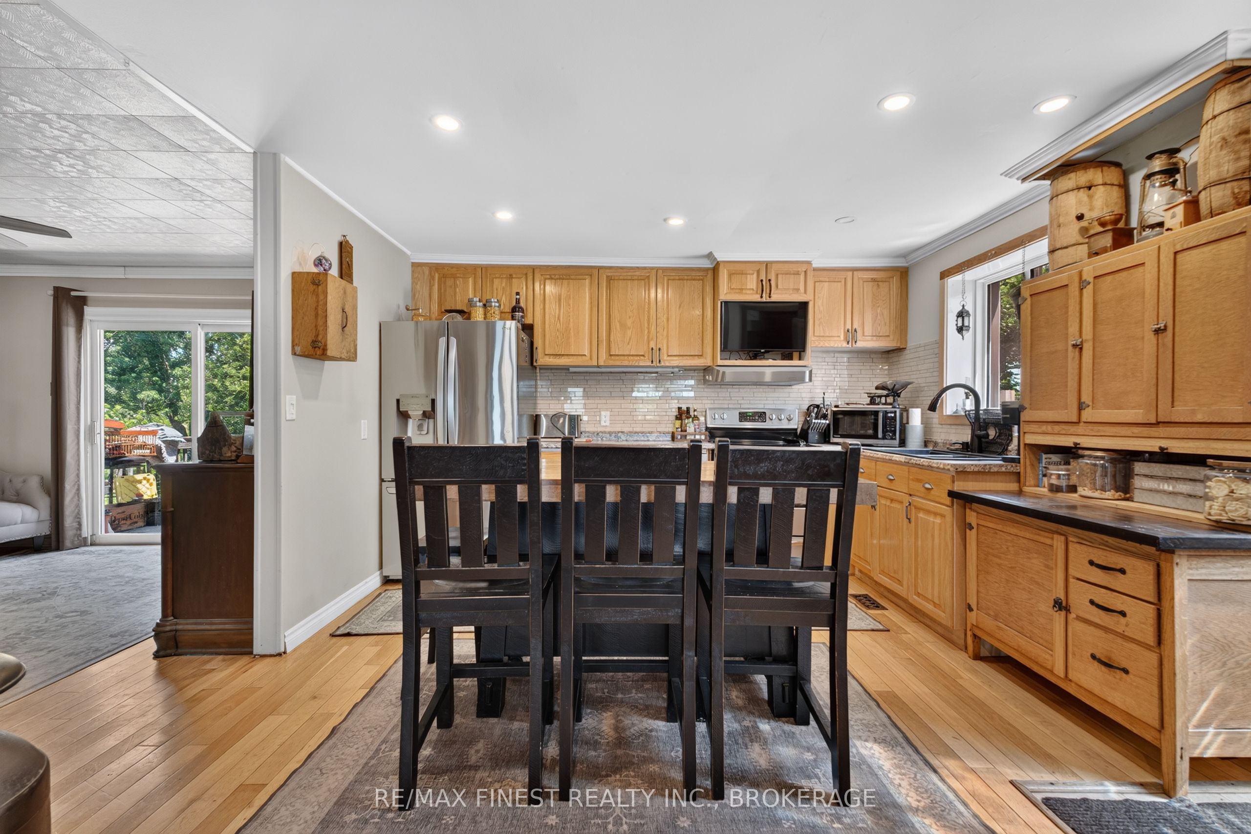 2270 Mcivor Road Property Photo 11