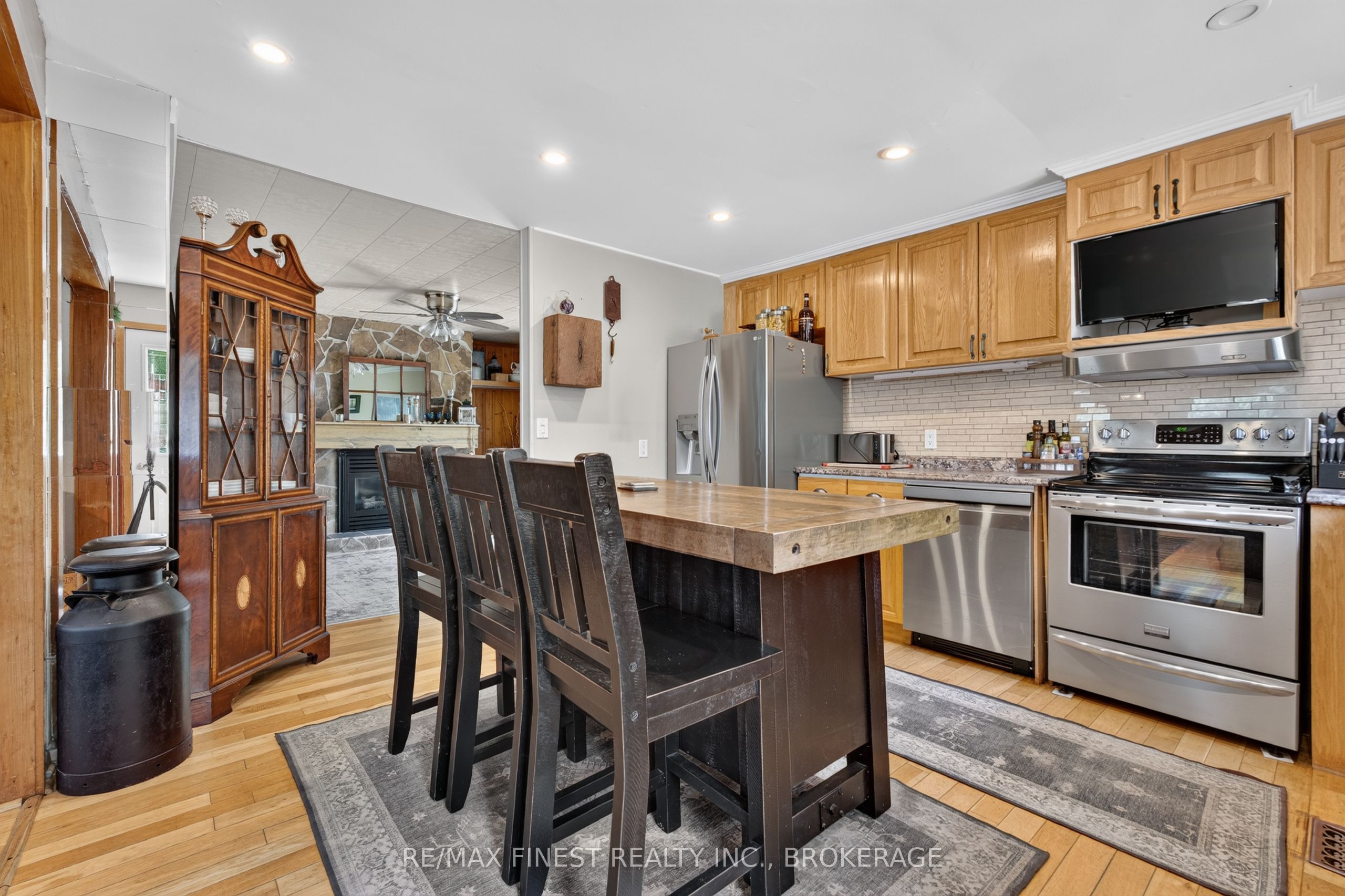 2270 Mcivor Road Property Photo 12