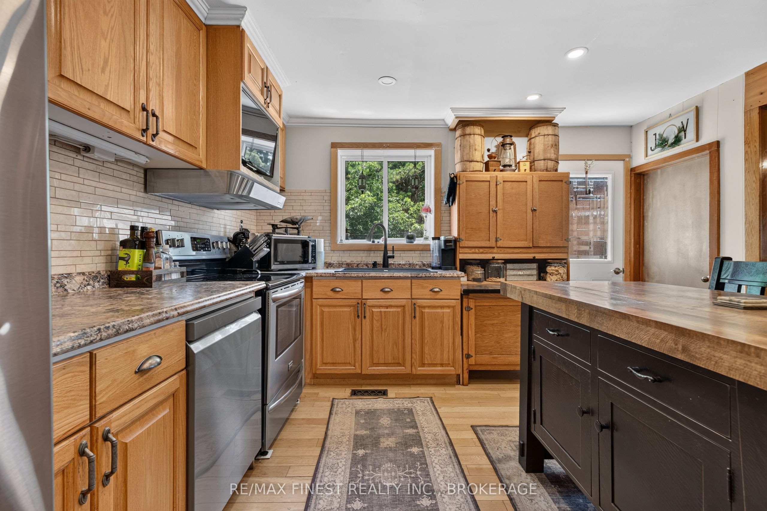 2270 Mcivor Road Property Photo 14