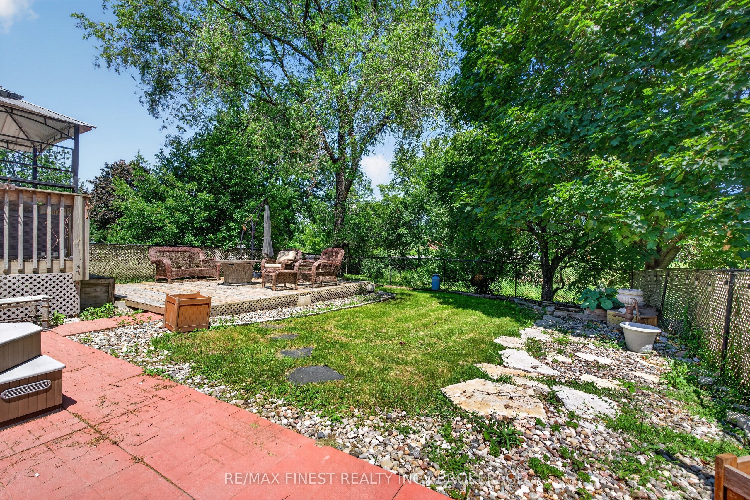 2270 Mcivor Road Property Photo 26