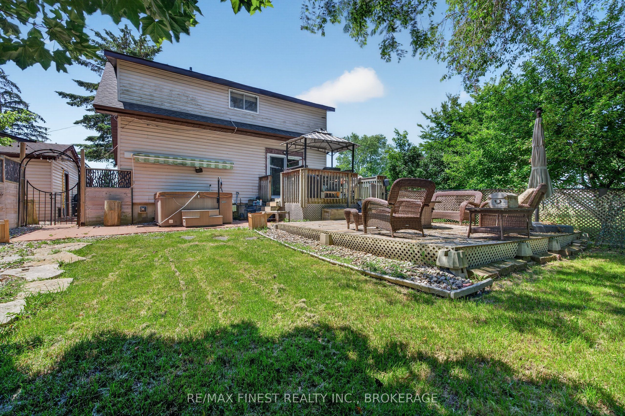 2270 Mcivor Road Property Photo 28