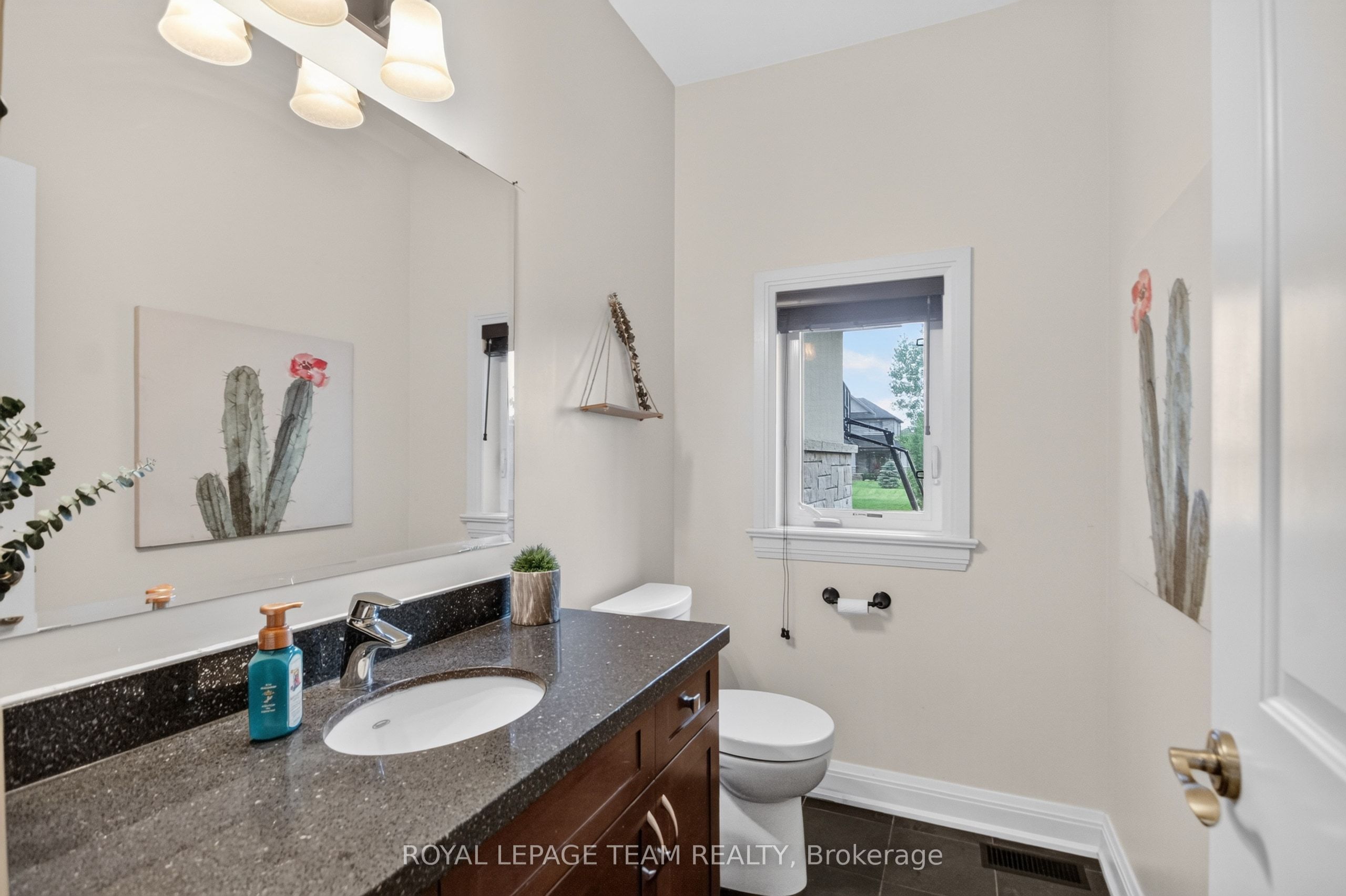 1801 Cedarlakes Way Property Photo 15