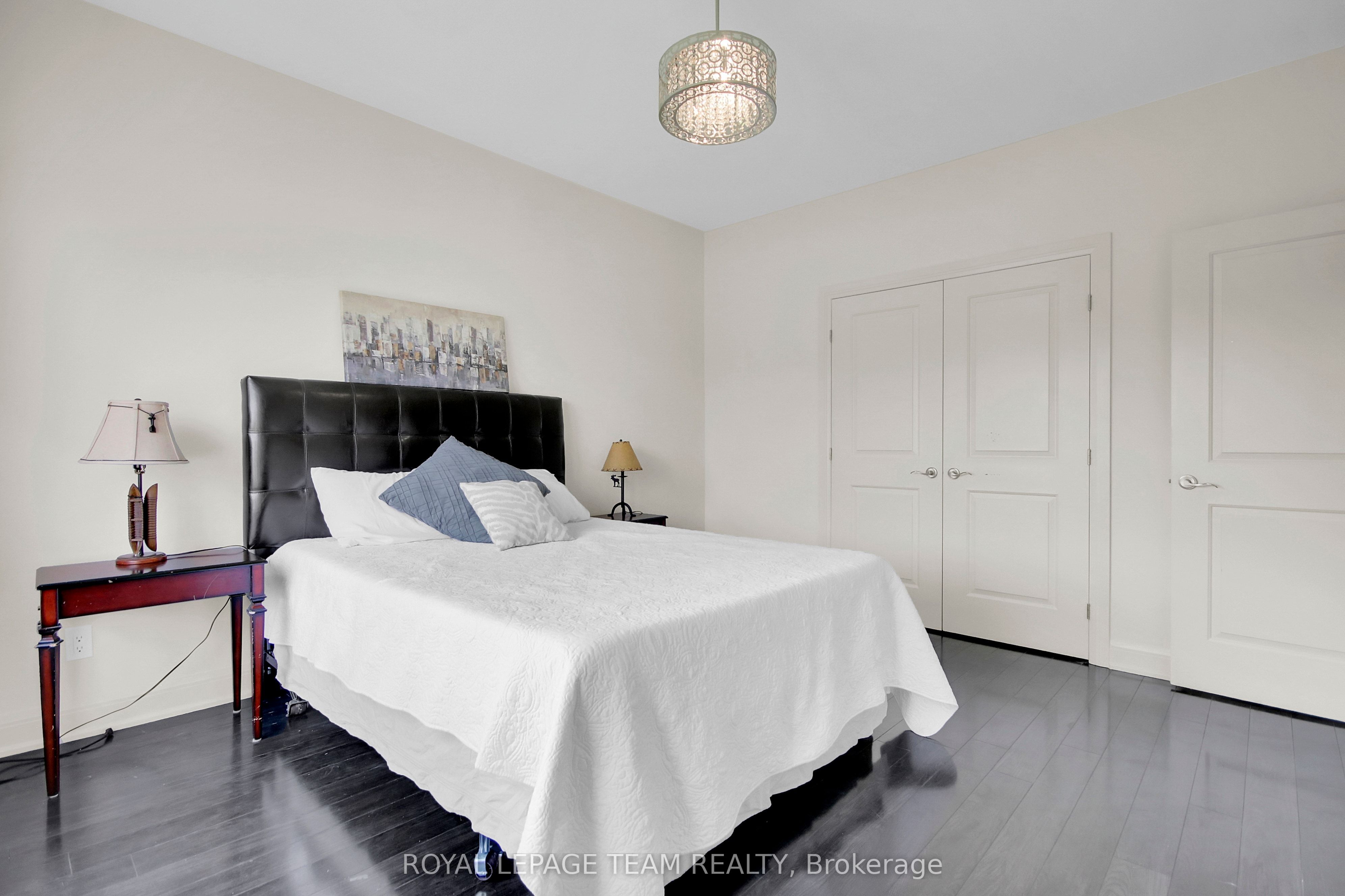 1801 Cedarlakes Way Property Photo 26