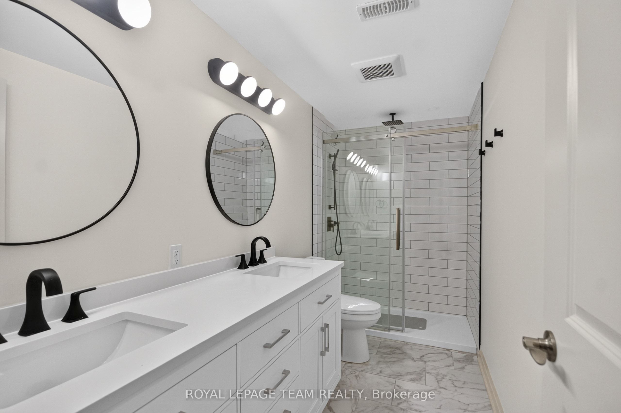 1801 Cedarlakes Way Property Photo 34