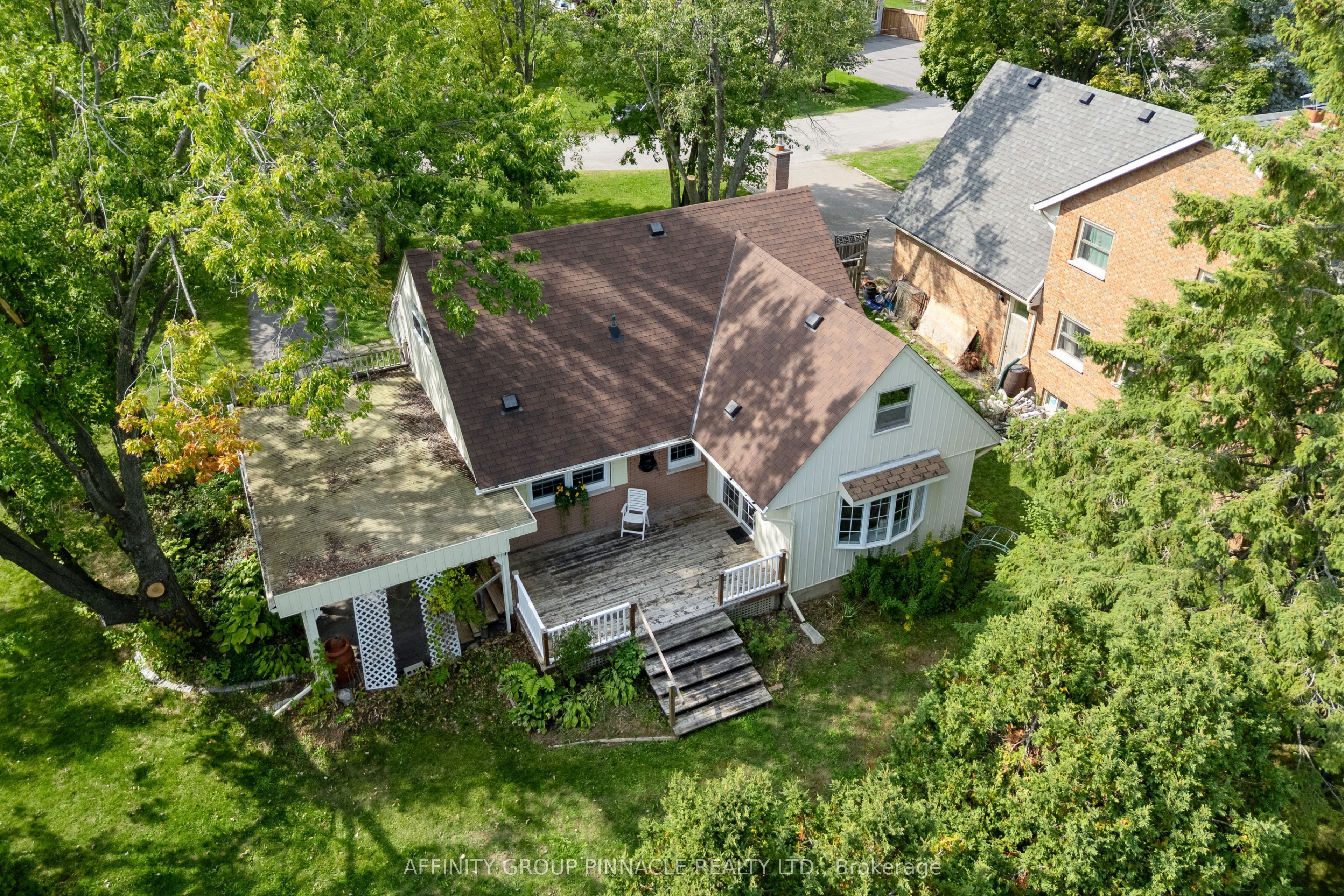 17 Richard Avenue Property Photo 2