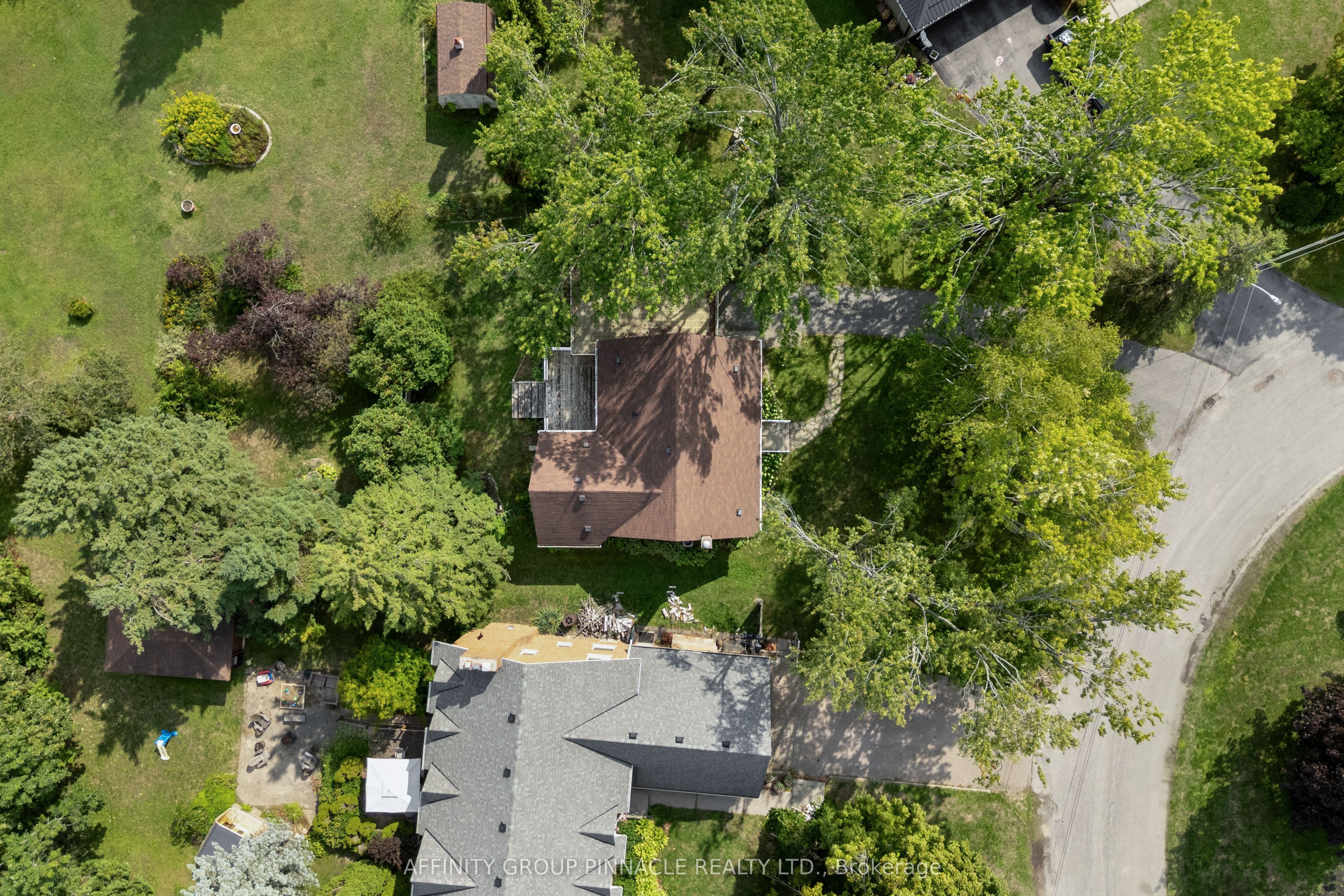 17 Richard Avenue Property Photo 5