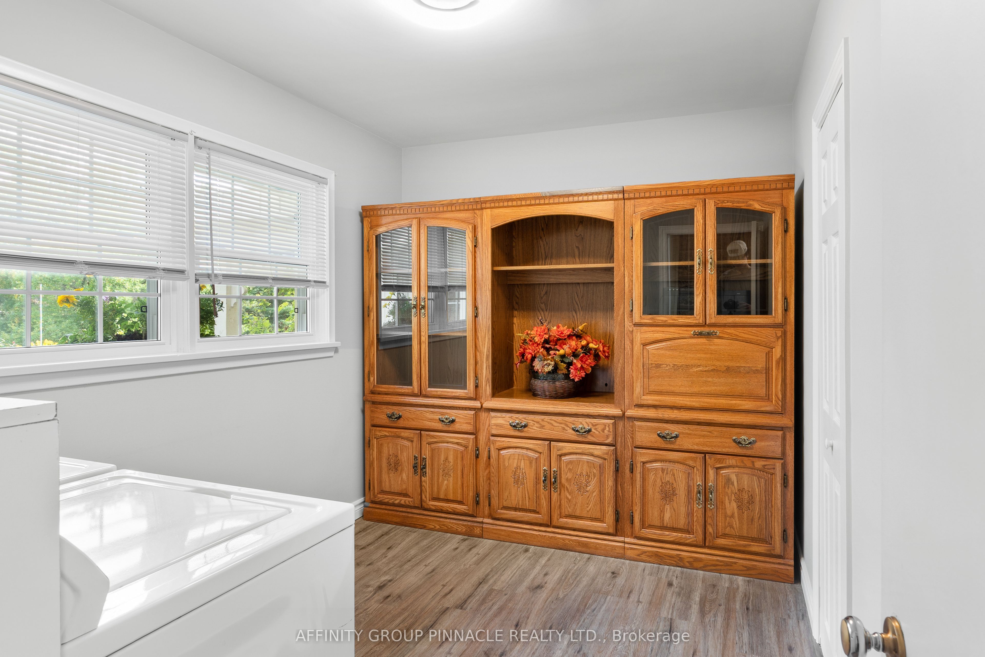 17 Richard Avenue Property Photo 14