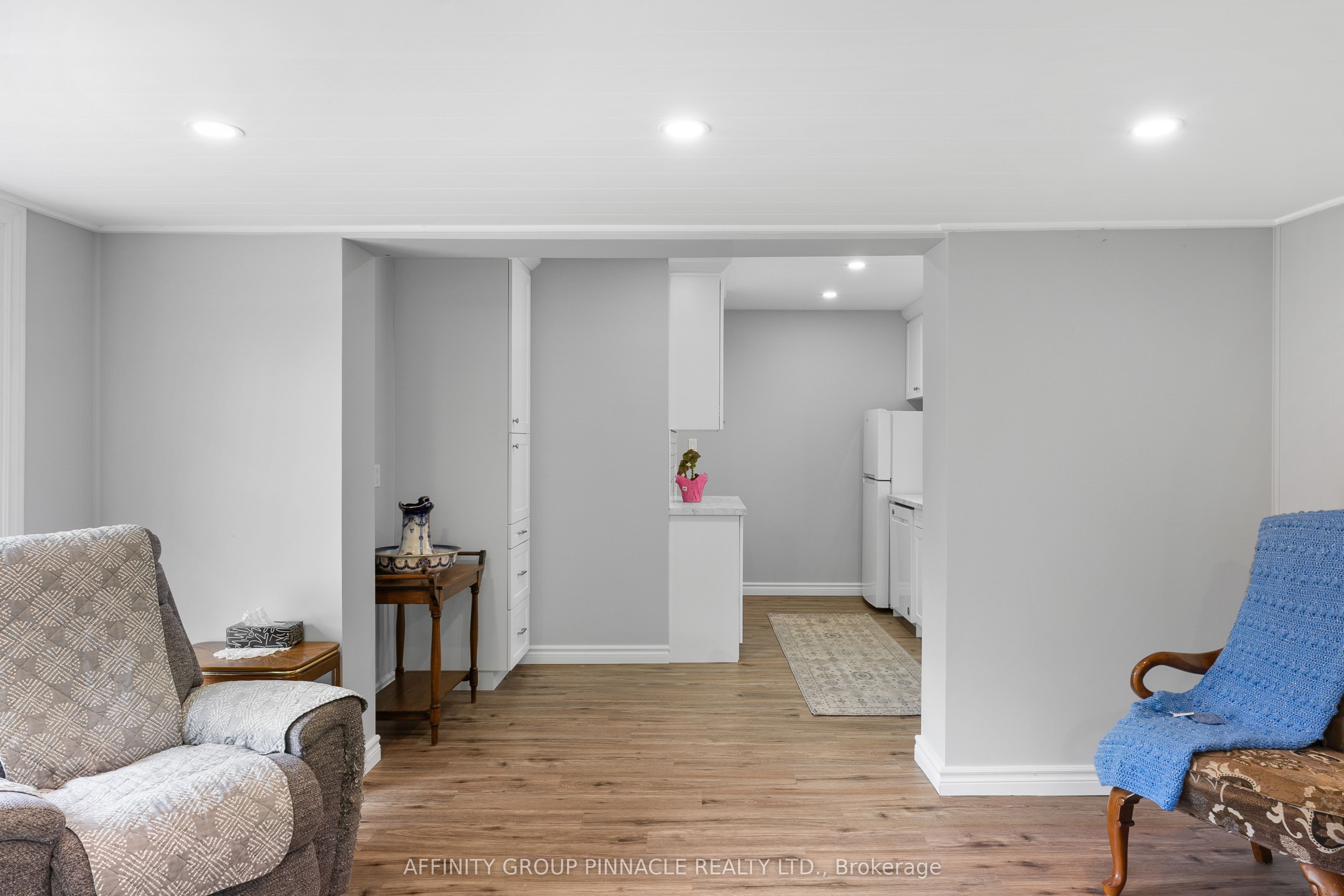 17 Richard Avenue Property Photo 25