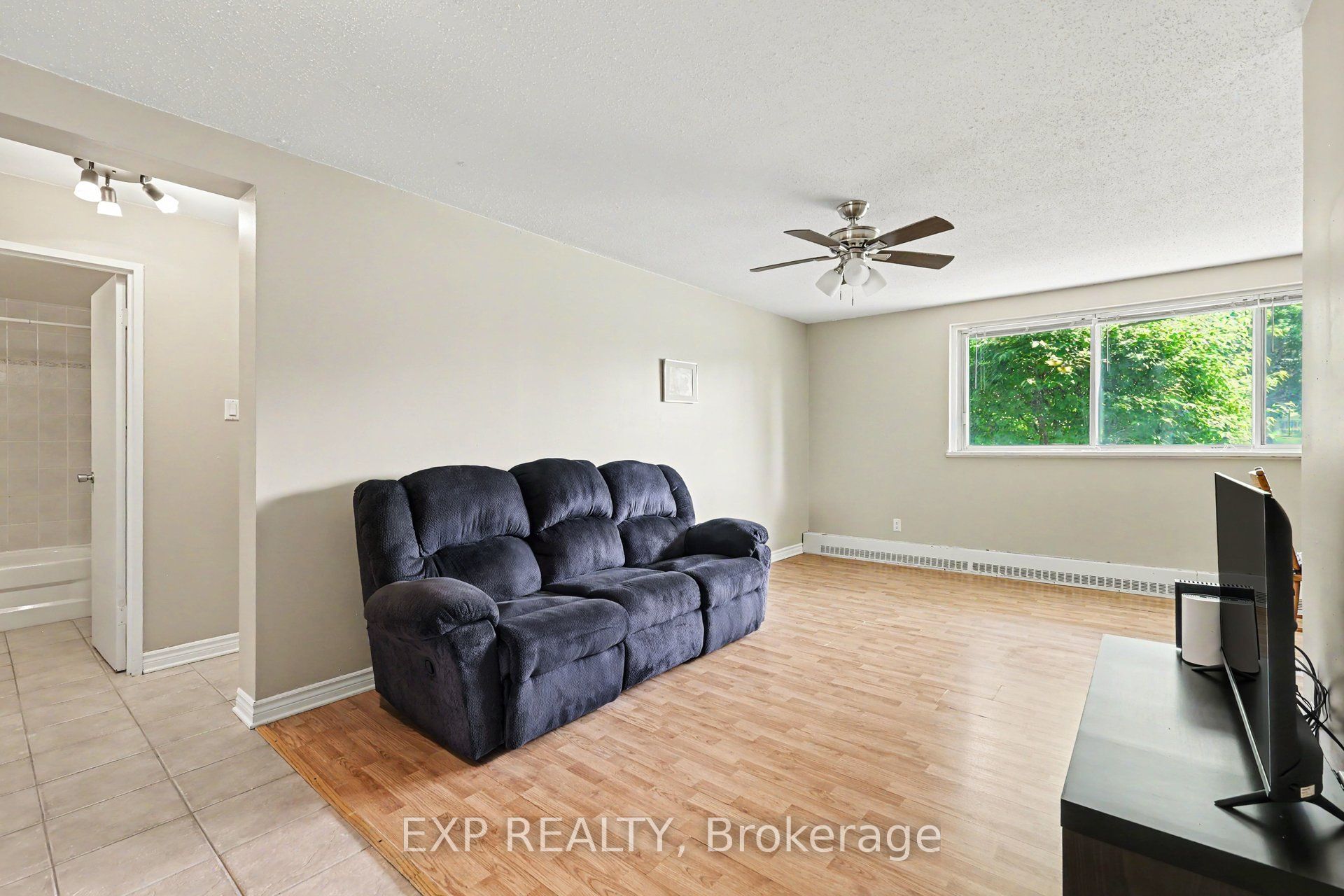 1505 Baseline Road 103 Property Photo 8