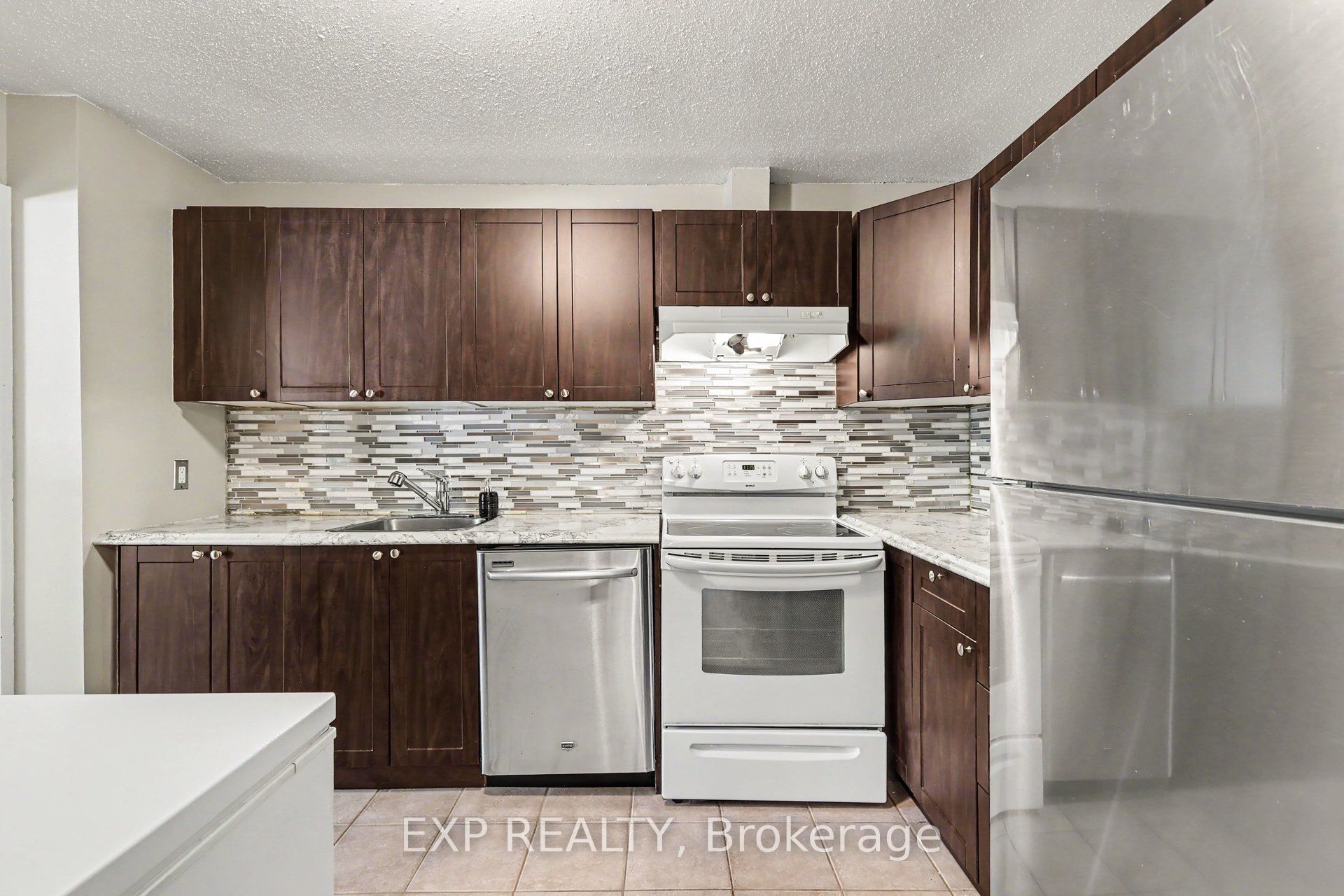 1505 Baseline Road 103 Property Photo 14