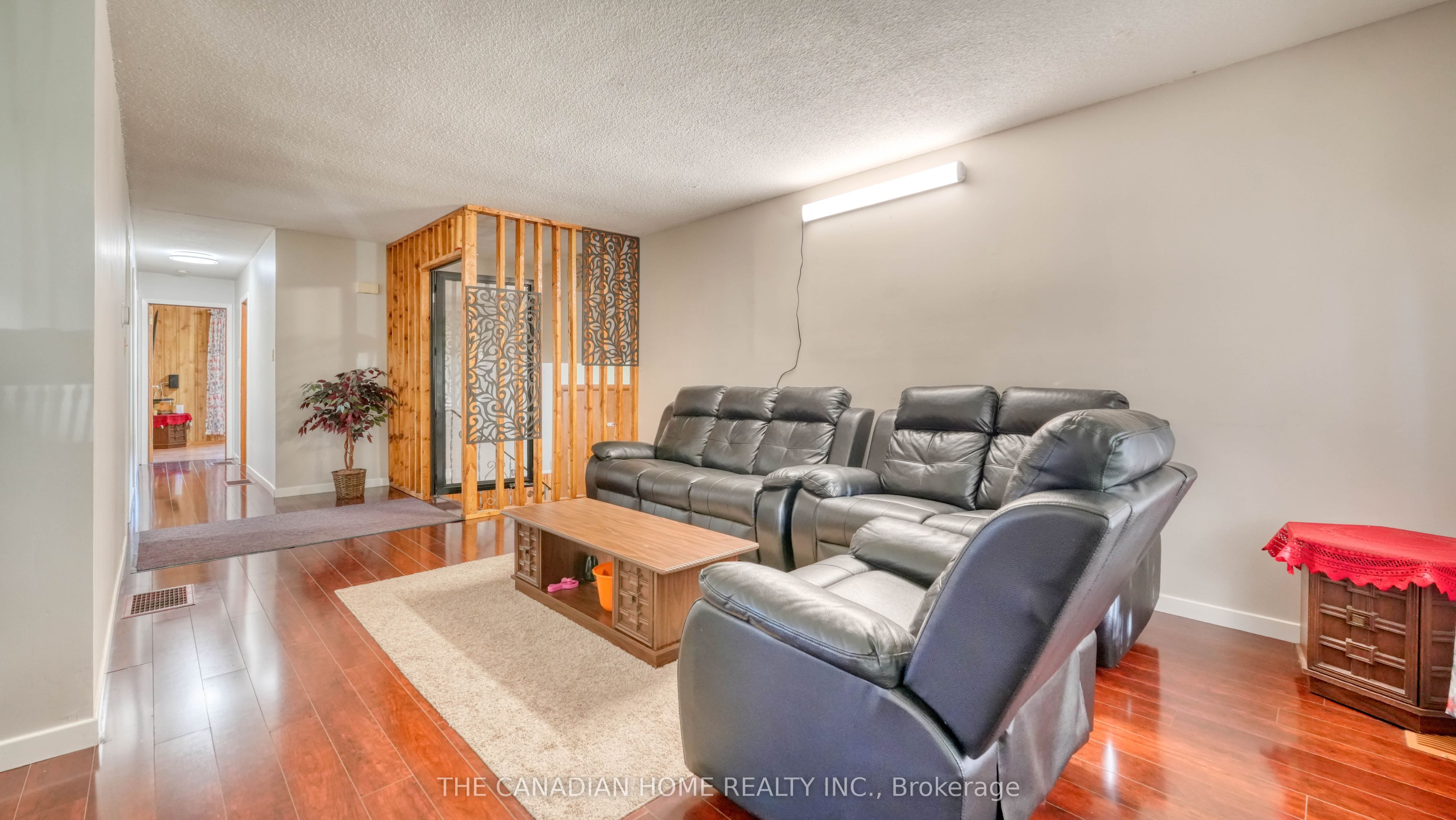 134 Jeffrey Drive Property Photo 9