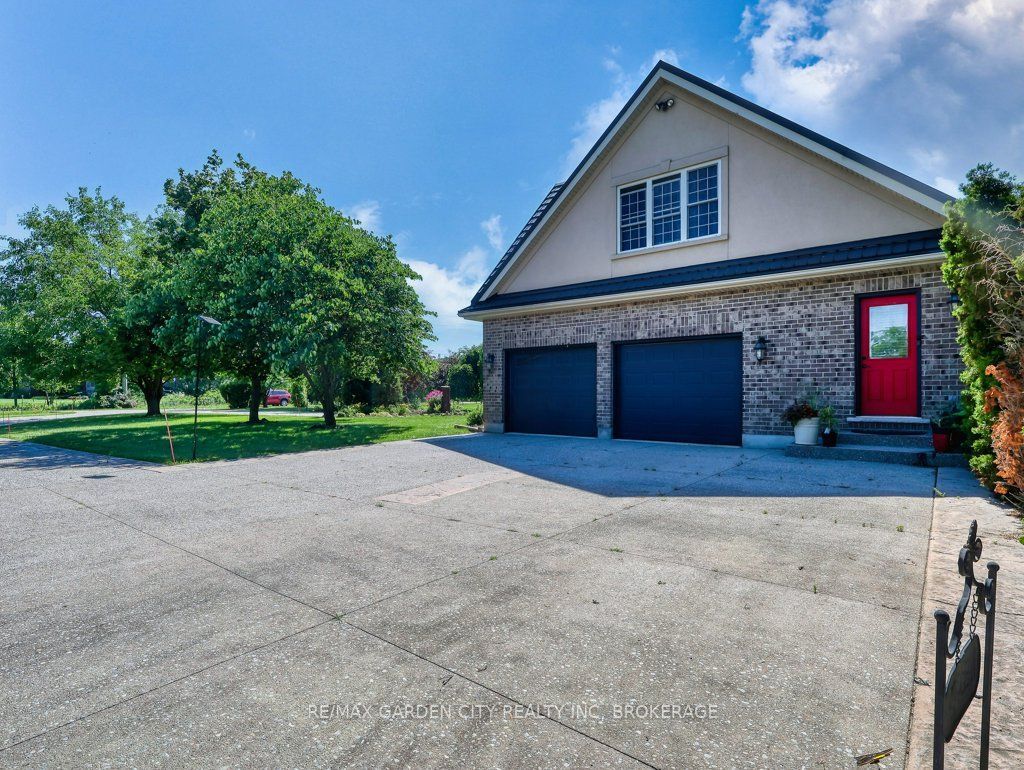 3297 Tallman Drive Property Photo 18