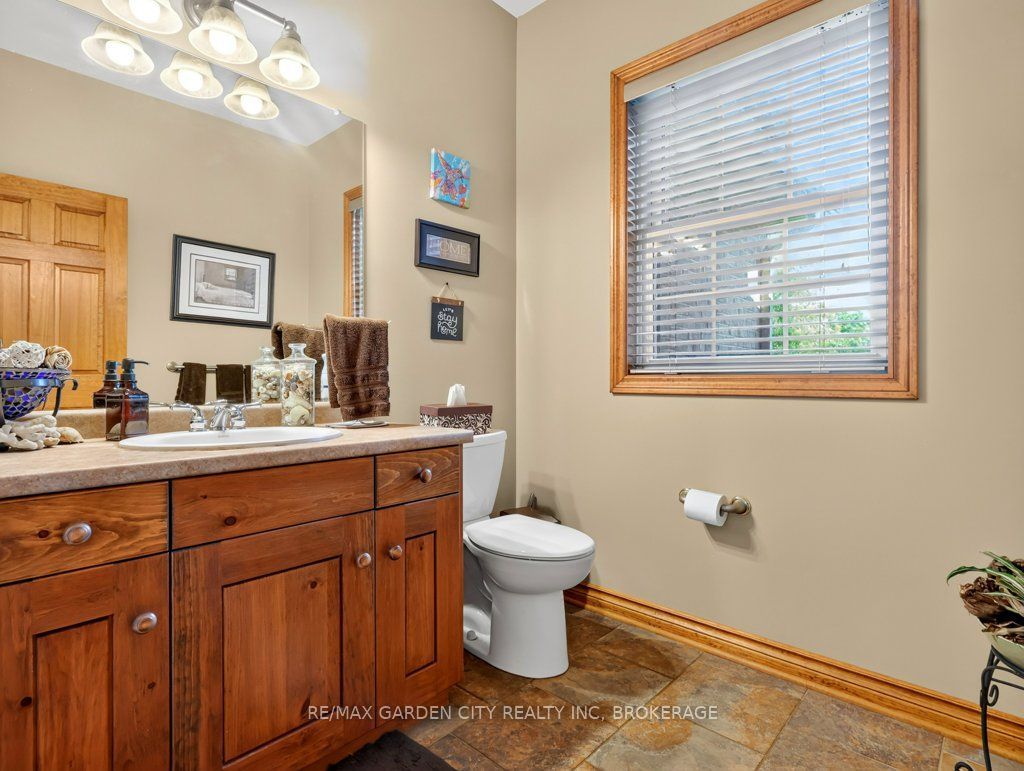 3297 Tallman Drive Property Photo 32