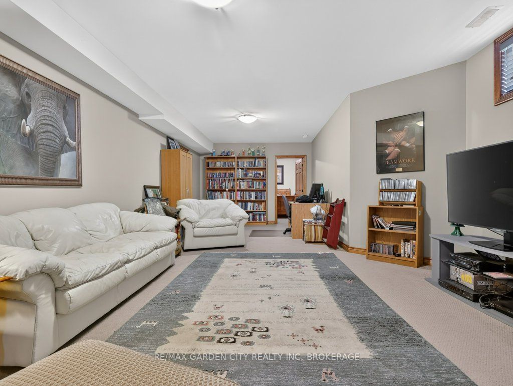 3297 Tallman Drive Property Photo 42