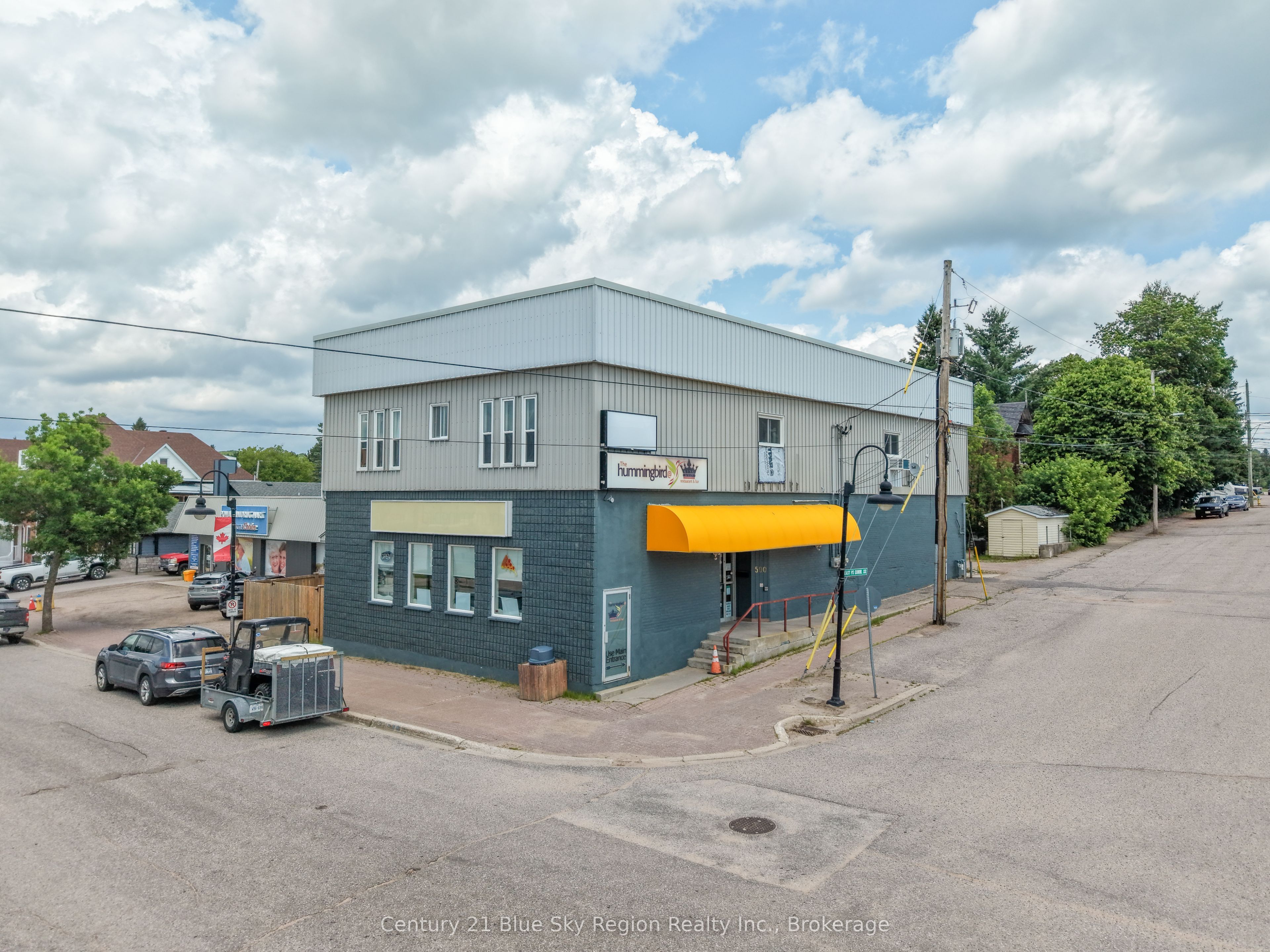 500 Main Street Property Photo 1