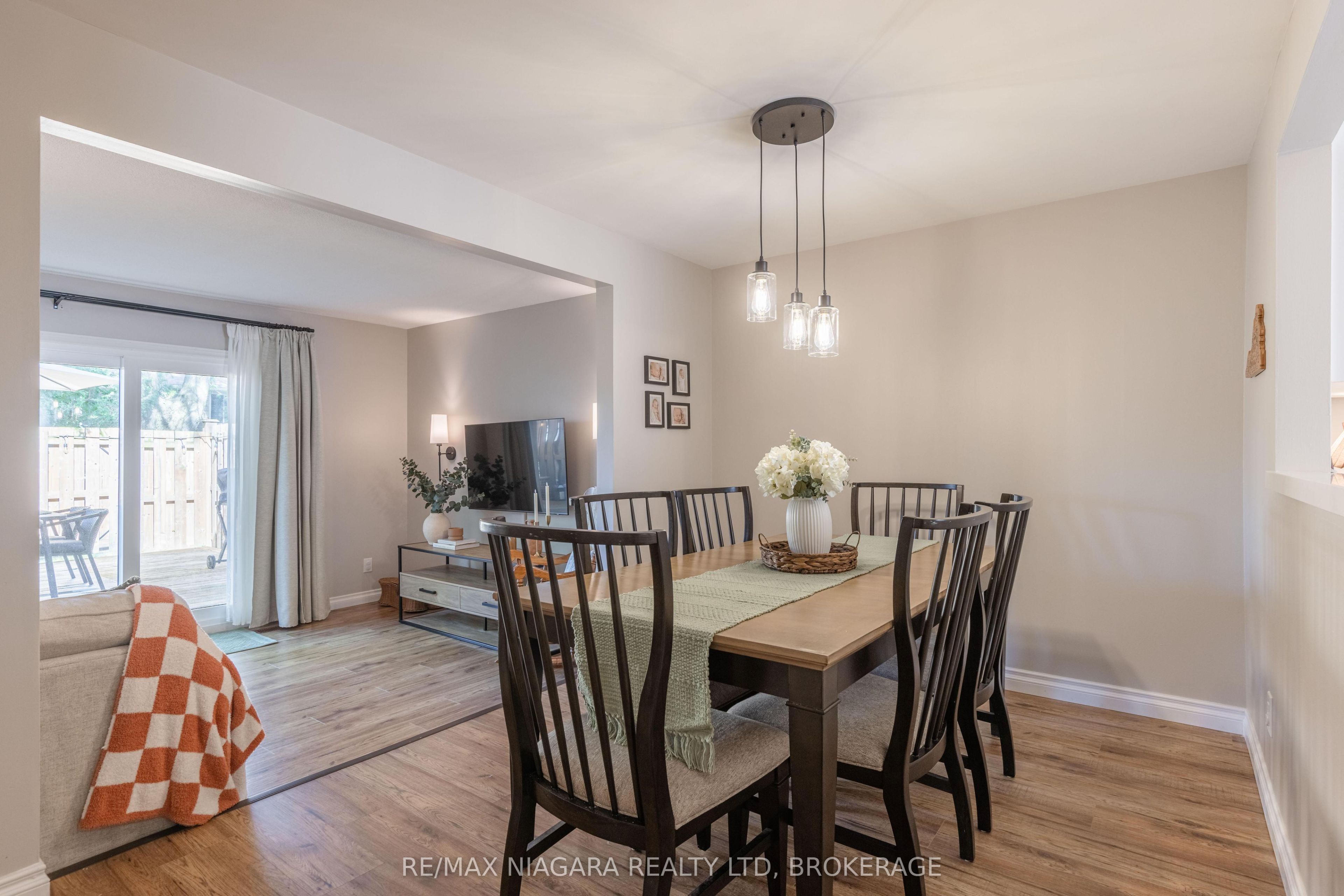 6767 Thorold Stone Road 77 Property Photo 10