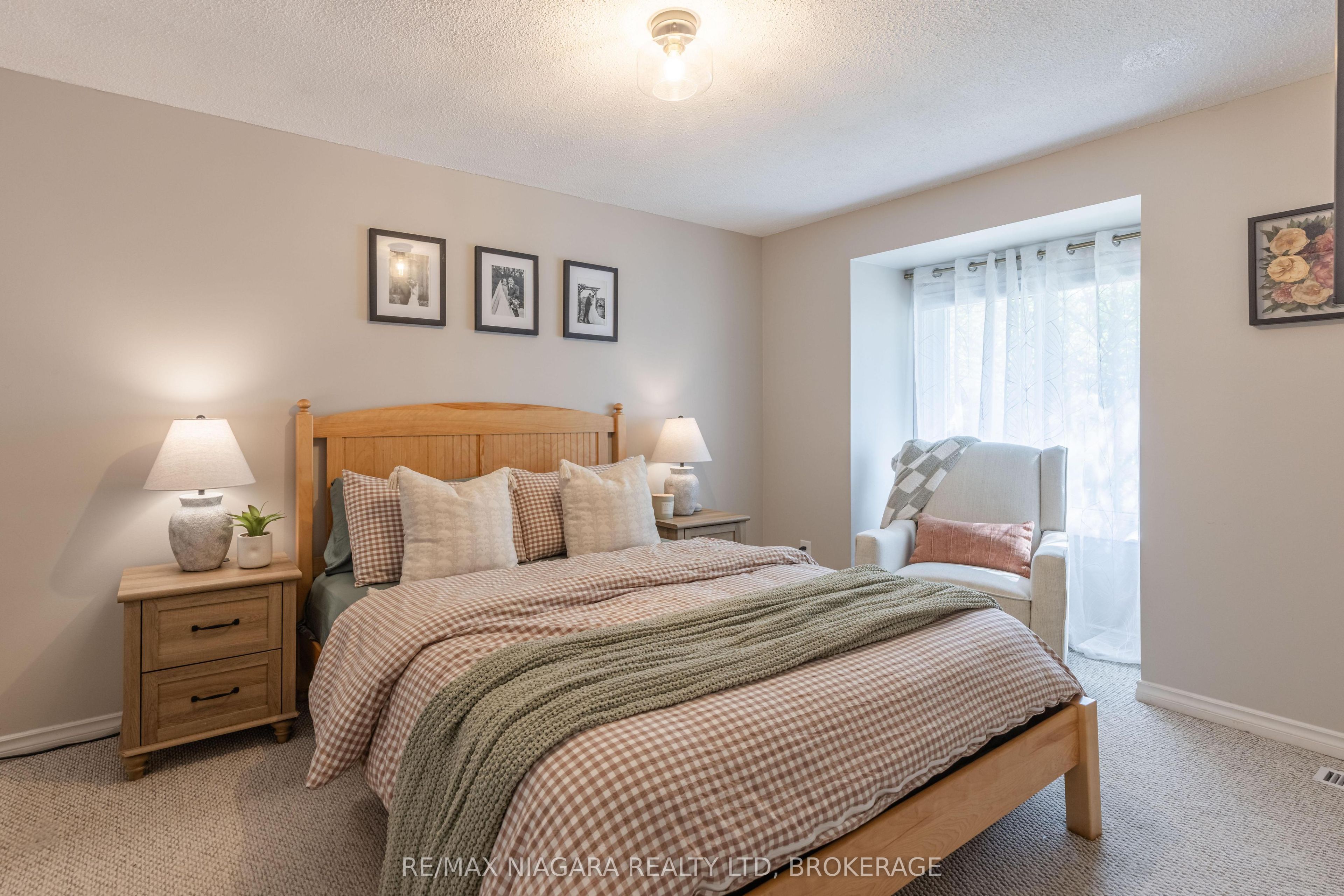 6767 Thorold Stone Road 77 Property Photo 16