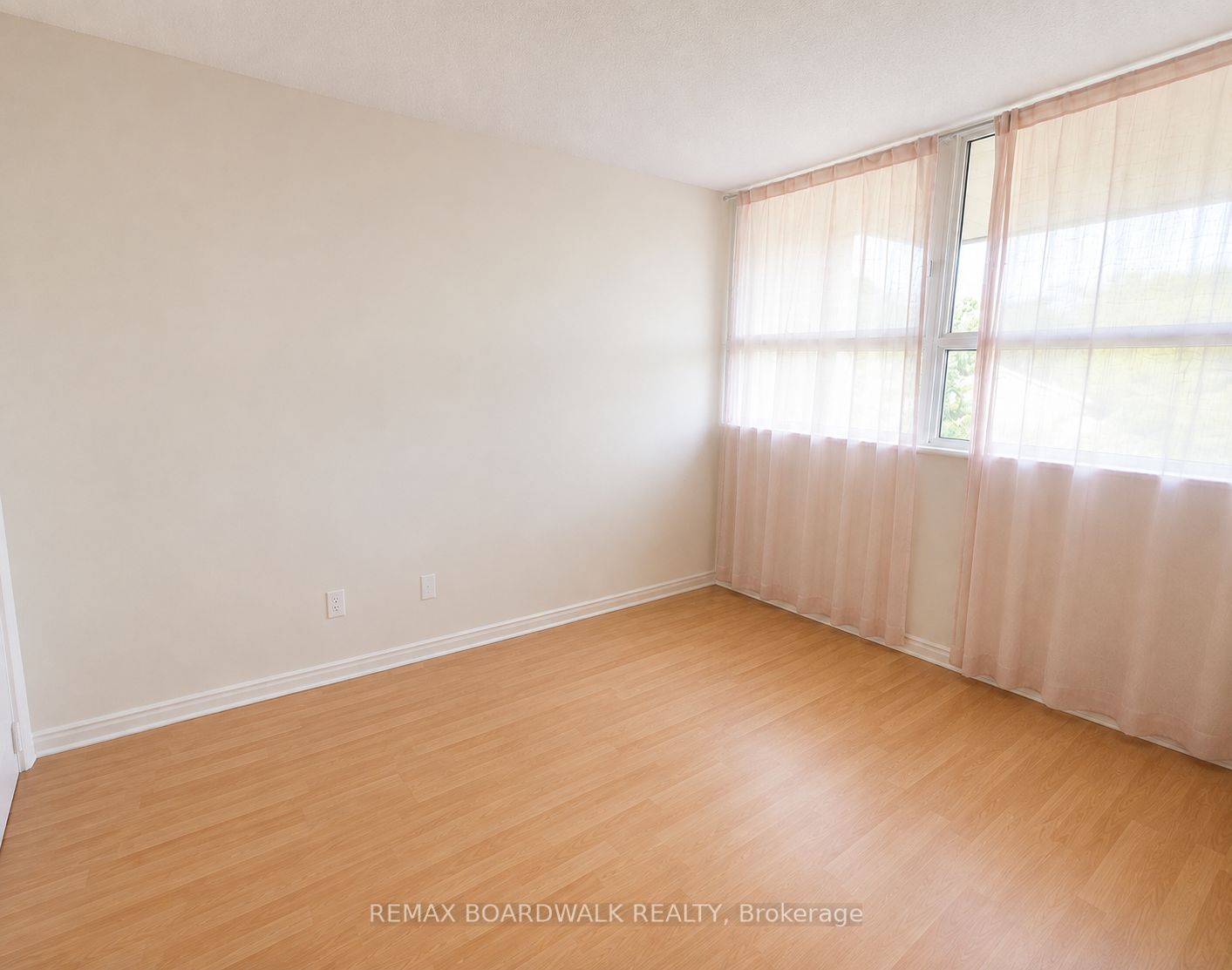 555 Brittany Drive 407 Property Photo 6