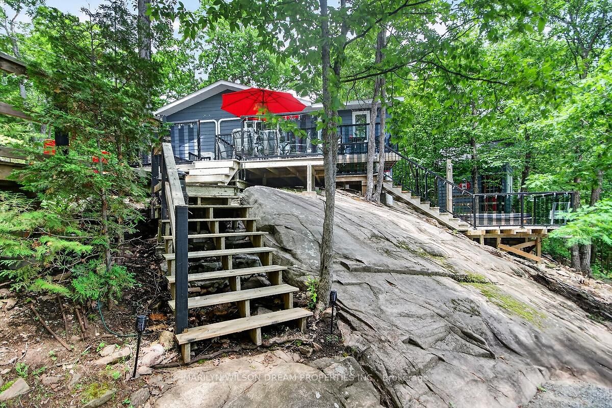 1049 Crotch Lake Trail Property Photo 5