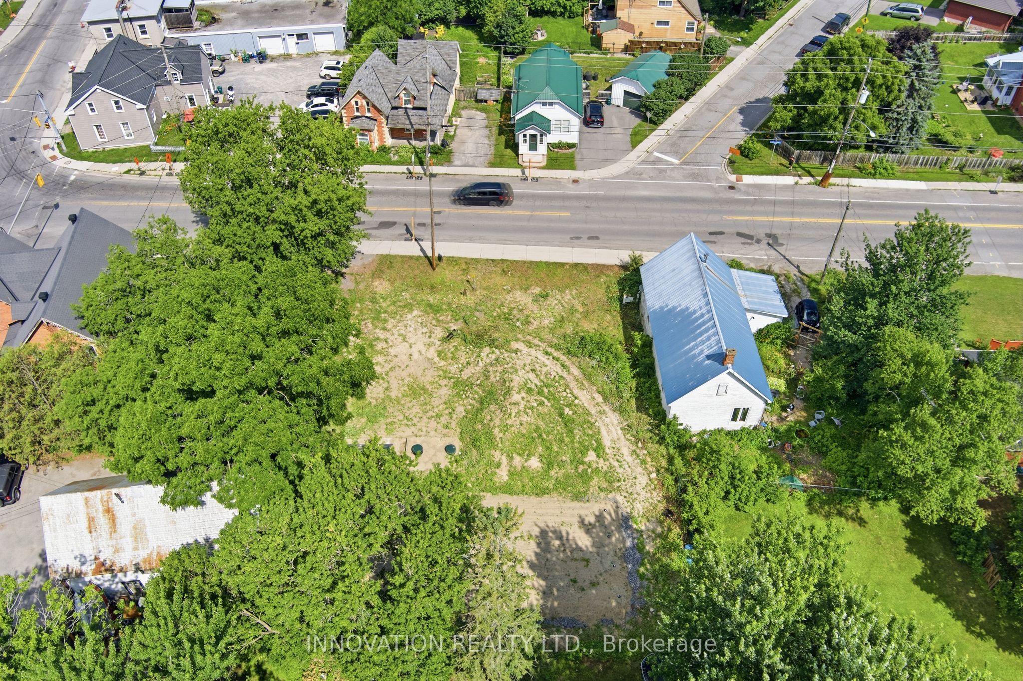 2322 Roger Stevens Drive Property Photo 10