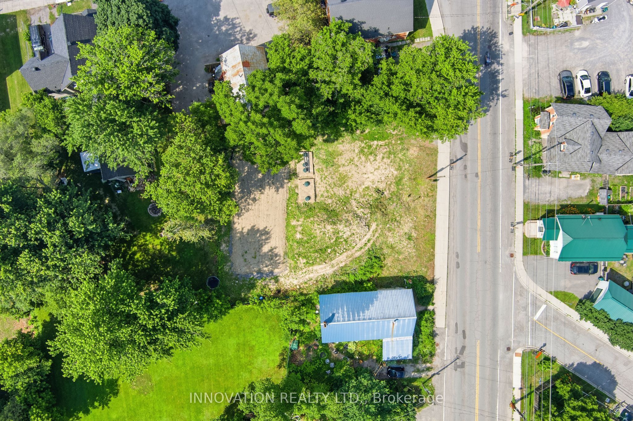 2322 Roger Stevens Drive Property Photo 19