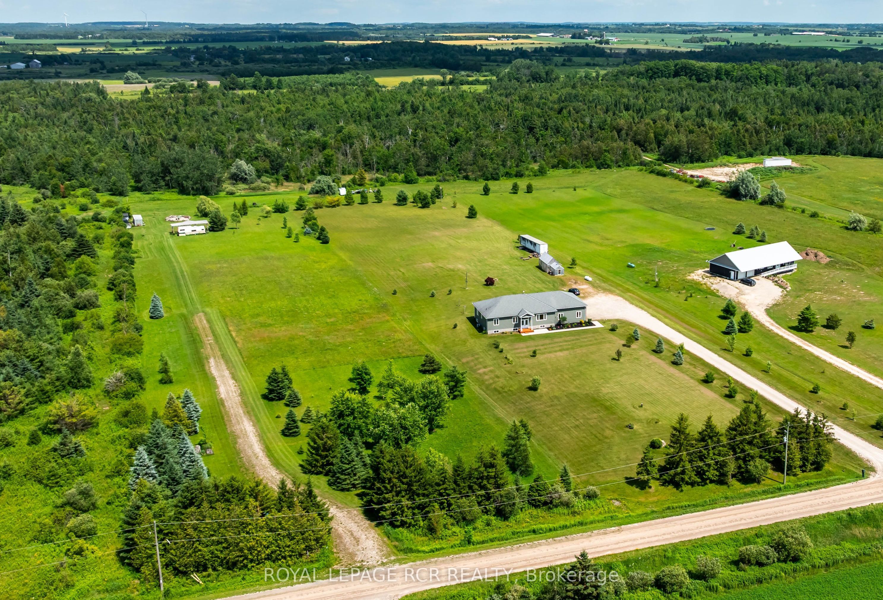 334409 7th Line Property Photo 1