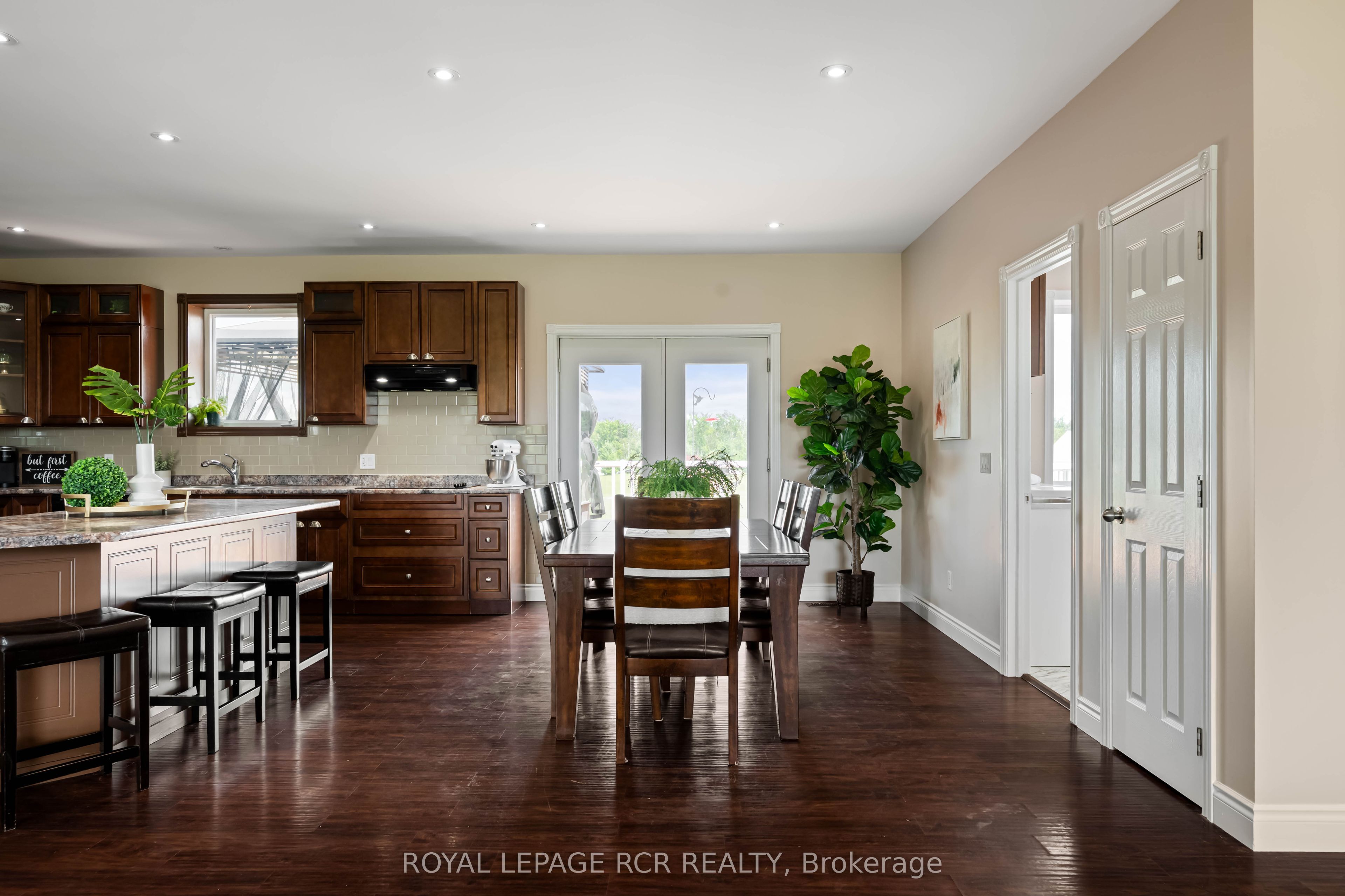 334409 7th Line Property Photo 12