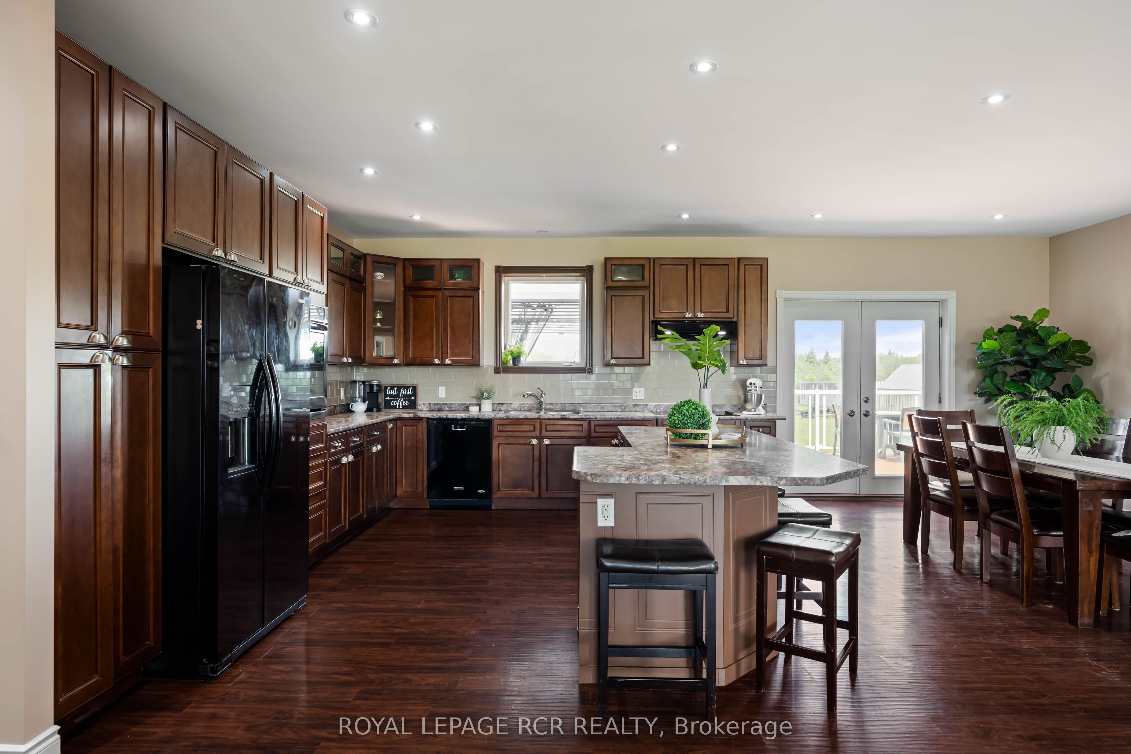 334409 7th Line Property Photo 19